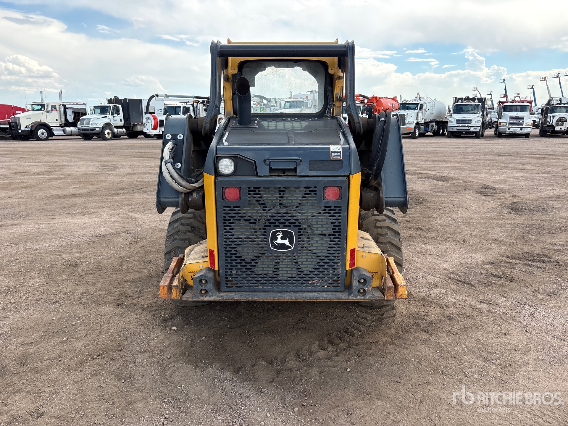2020 John Deere 324G
