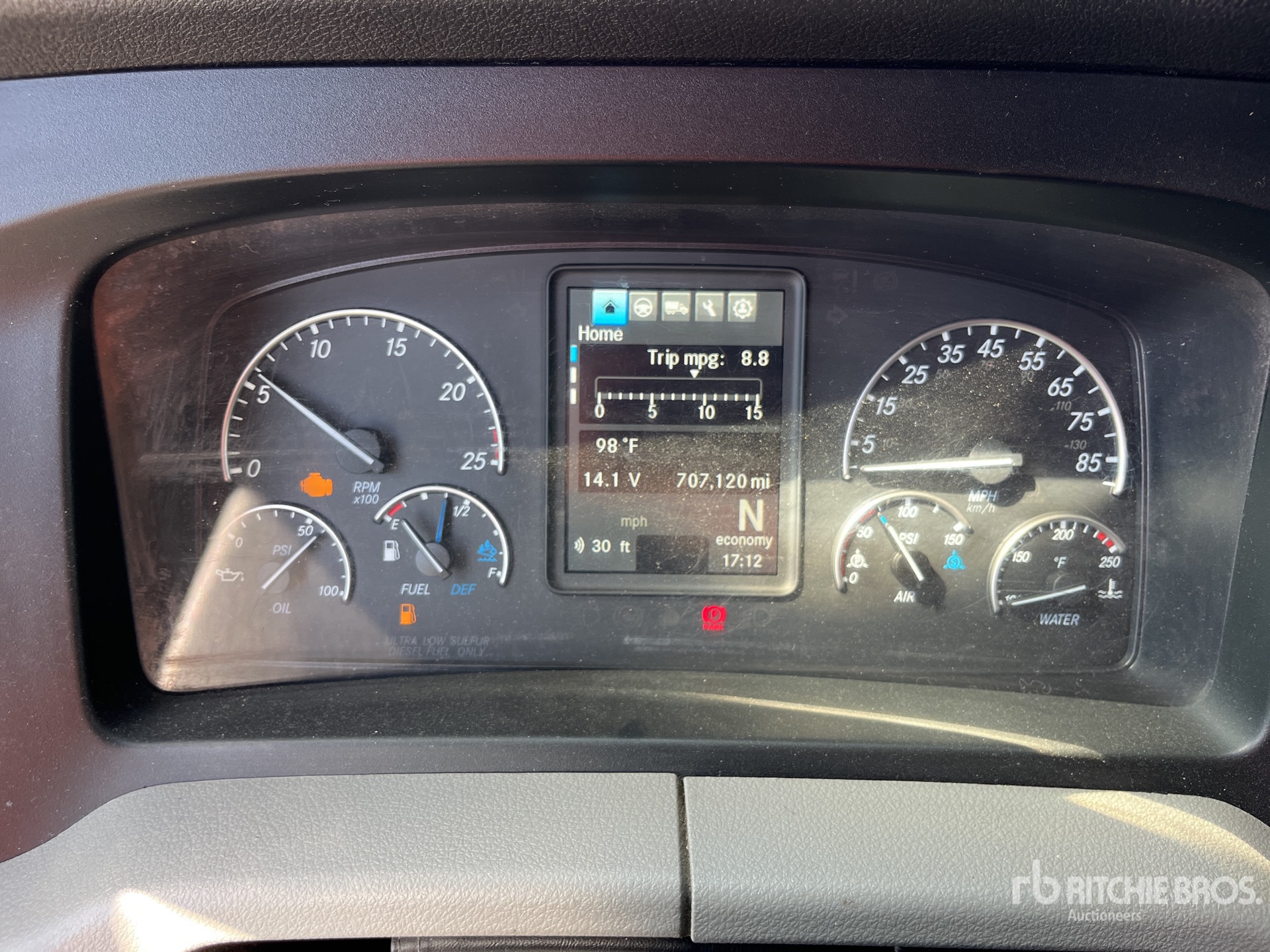 2019 Freightliner CASCADIA 126