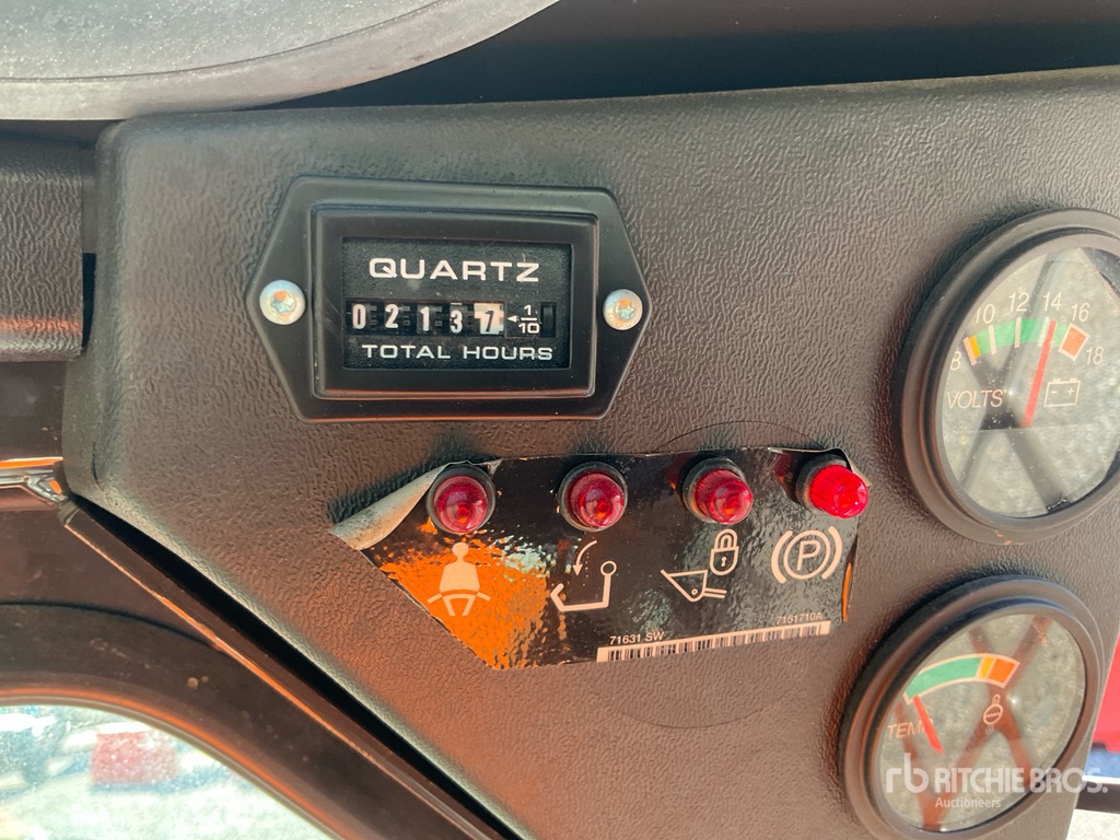 General Appearance with Hour Meter / Odometer