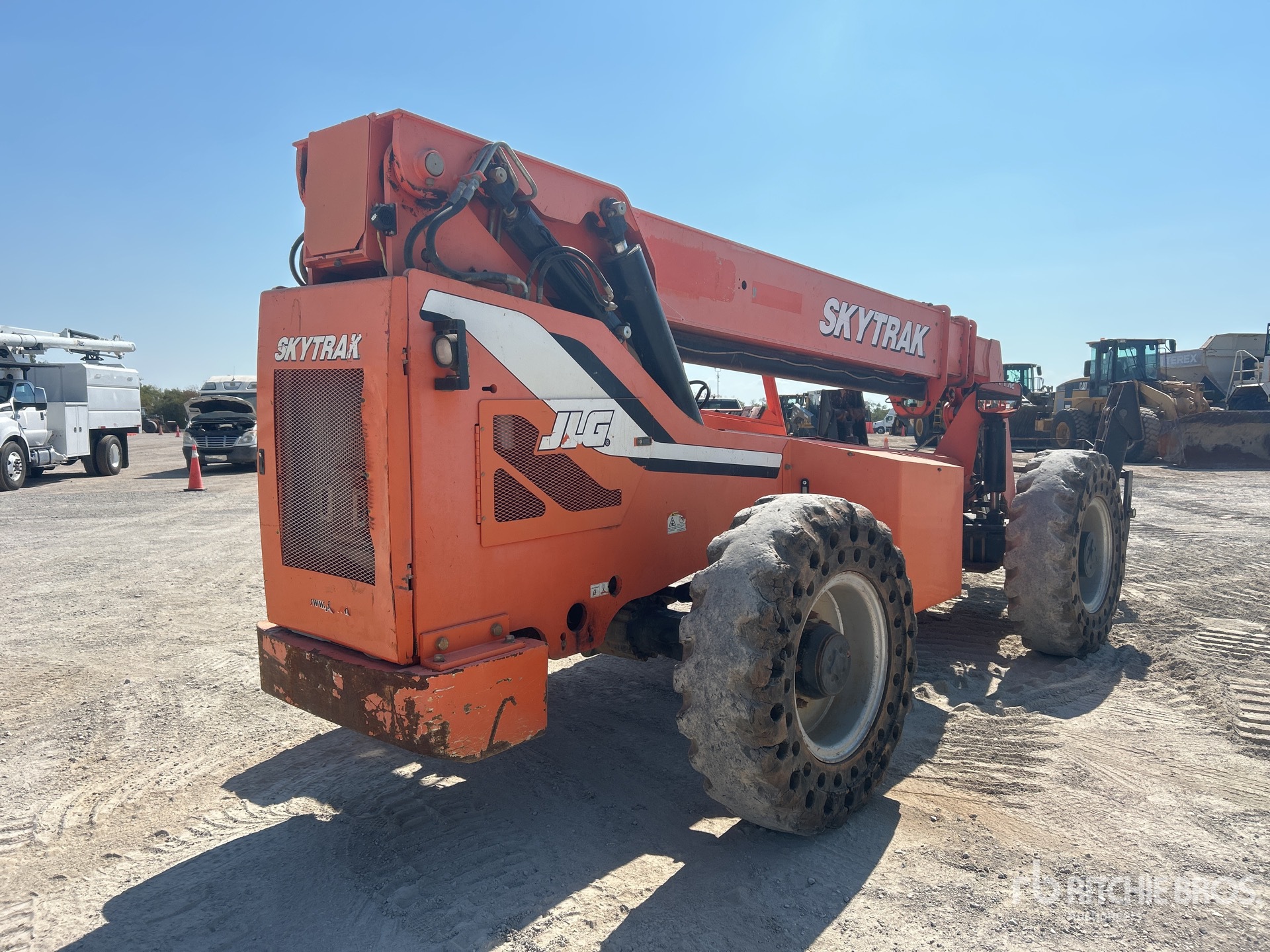 2014 Skytrak 10042