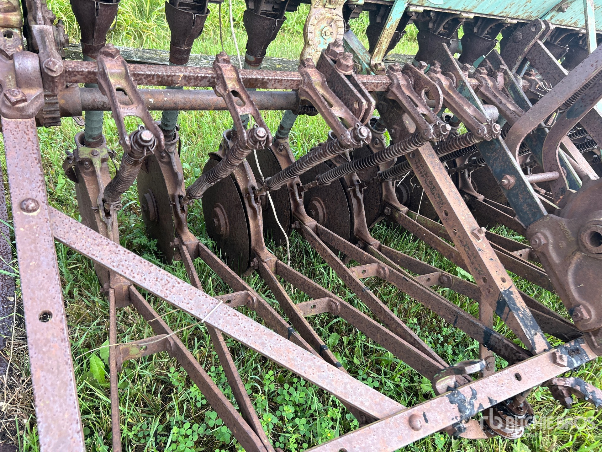 John Deere 10 FT ANTIQUE