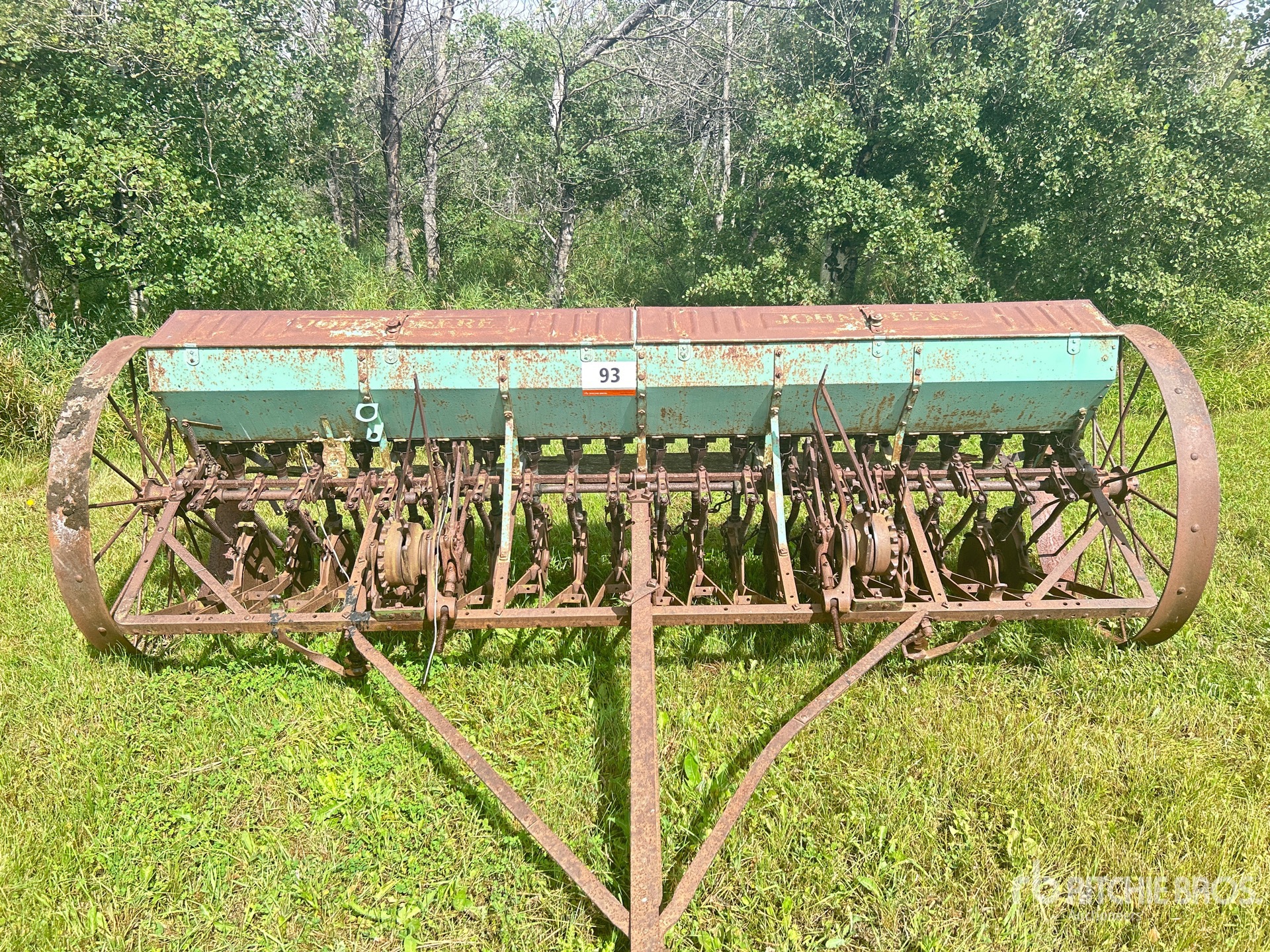 John Deere 10 FT ANTIQUE