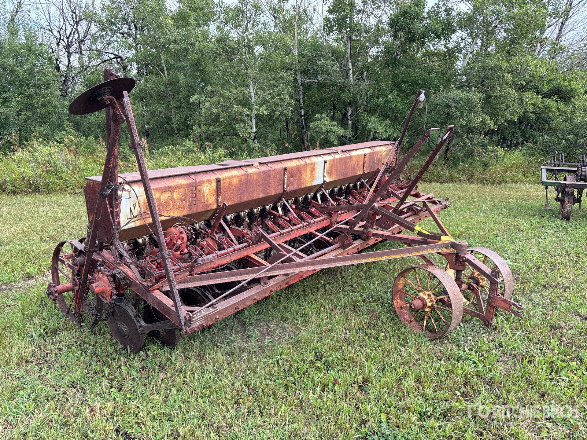 Massey Harris 12 FT