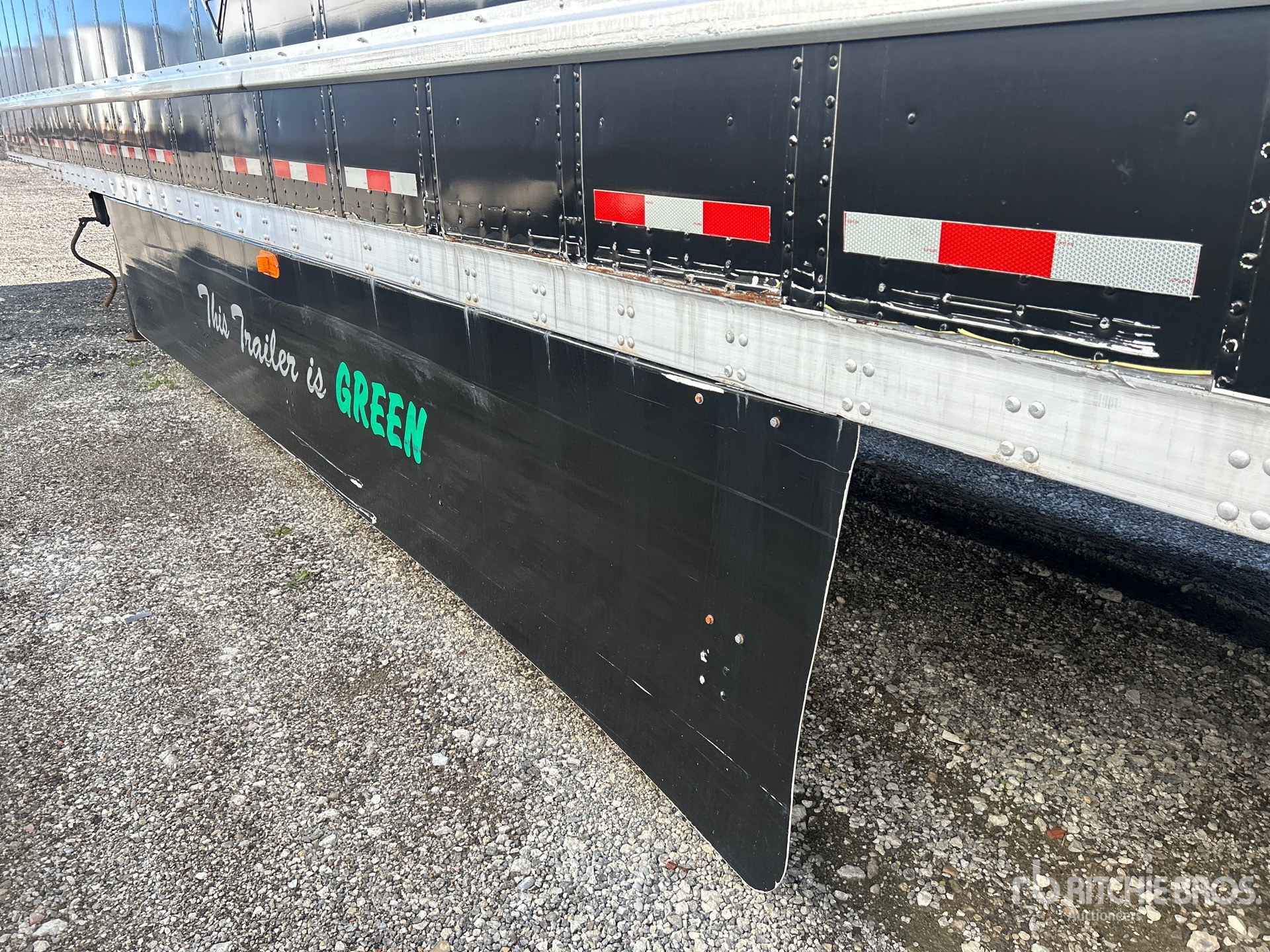 2013 Vanguard 53 FT X 102 IN T/A