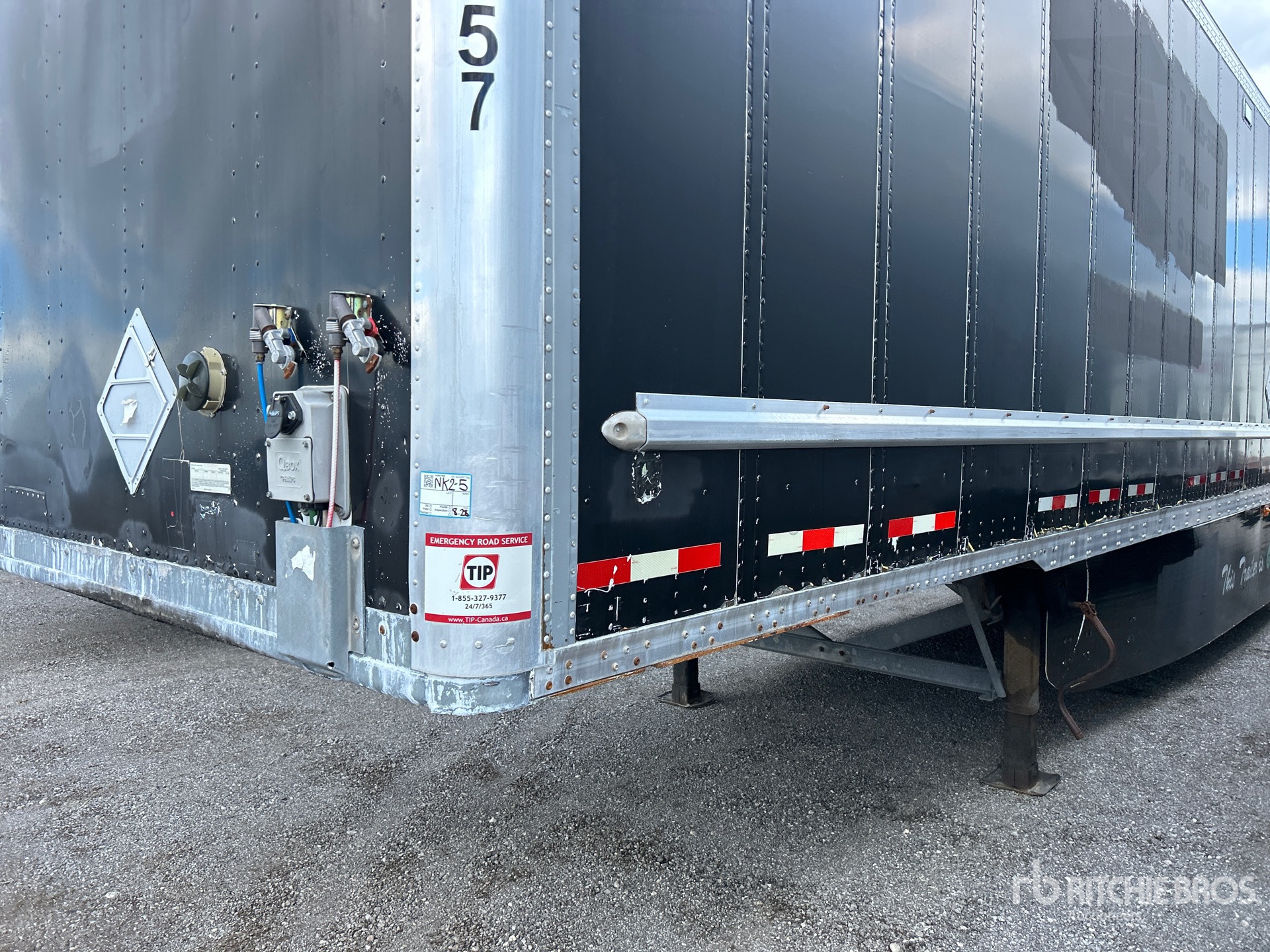 2013 Vanguard 53 FT X 102 IN T/A