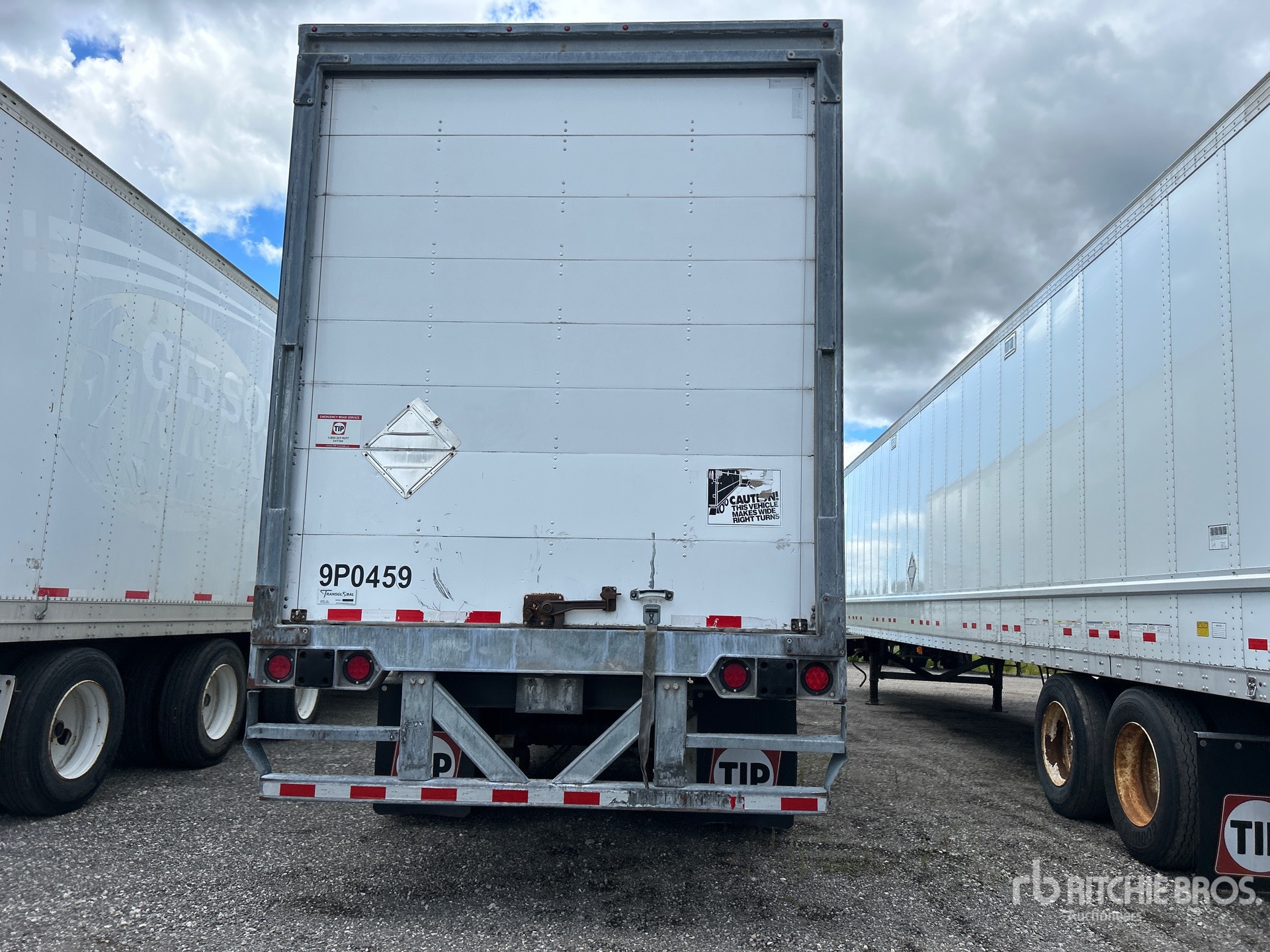 2013 Vanguard 53 FT X 102 IN T/A