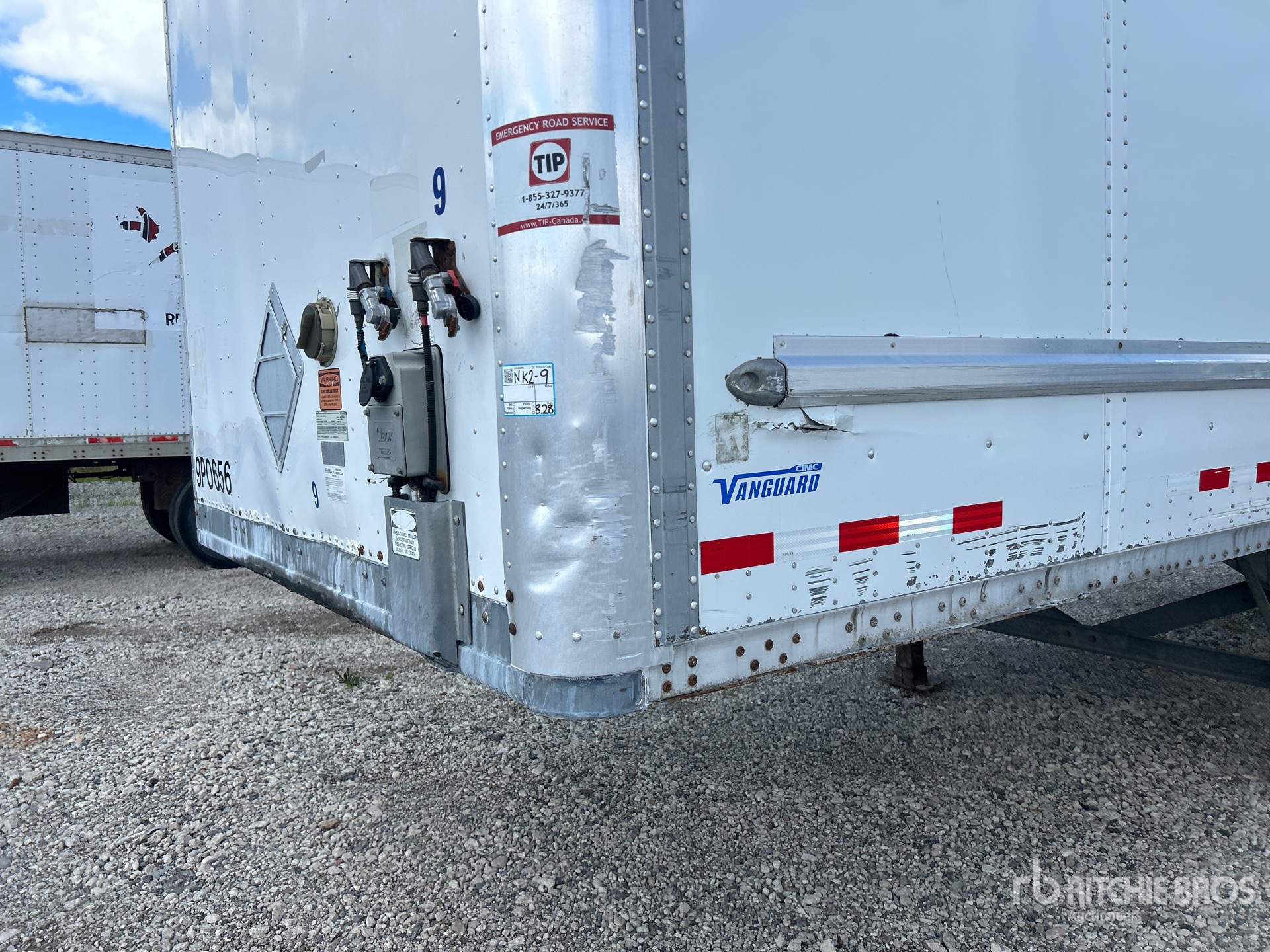 2014 Vanguard 53 FT X 102 IN T/A