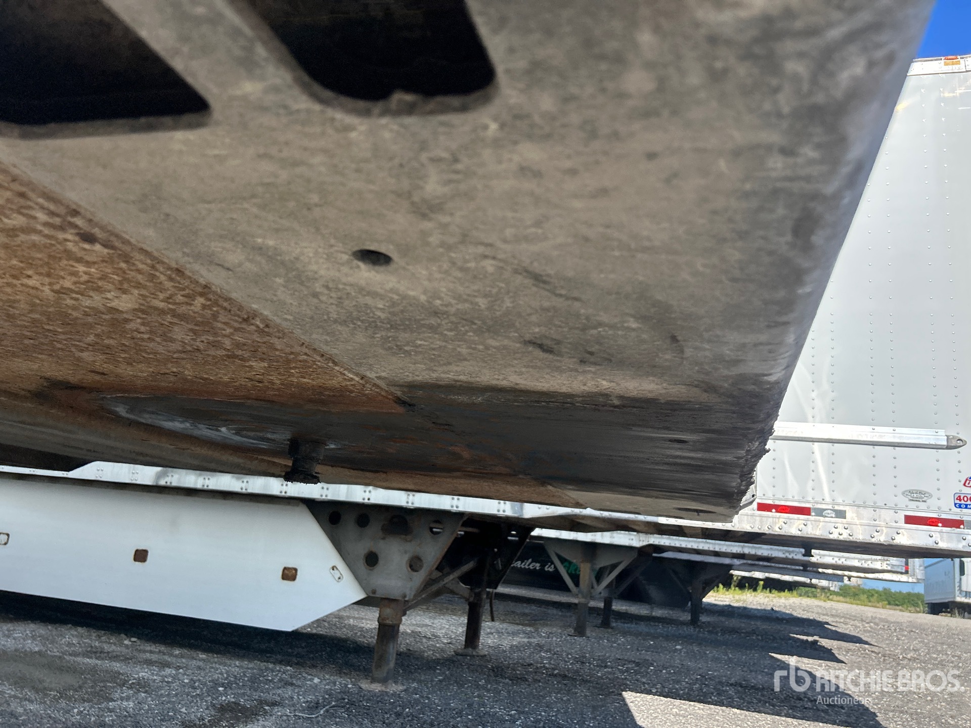 2015 Vanguard 53 FT X 102 IN T/A