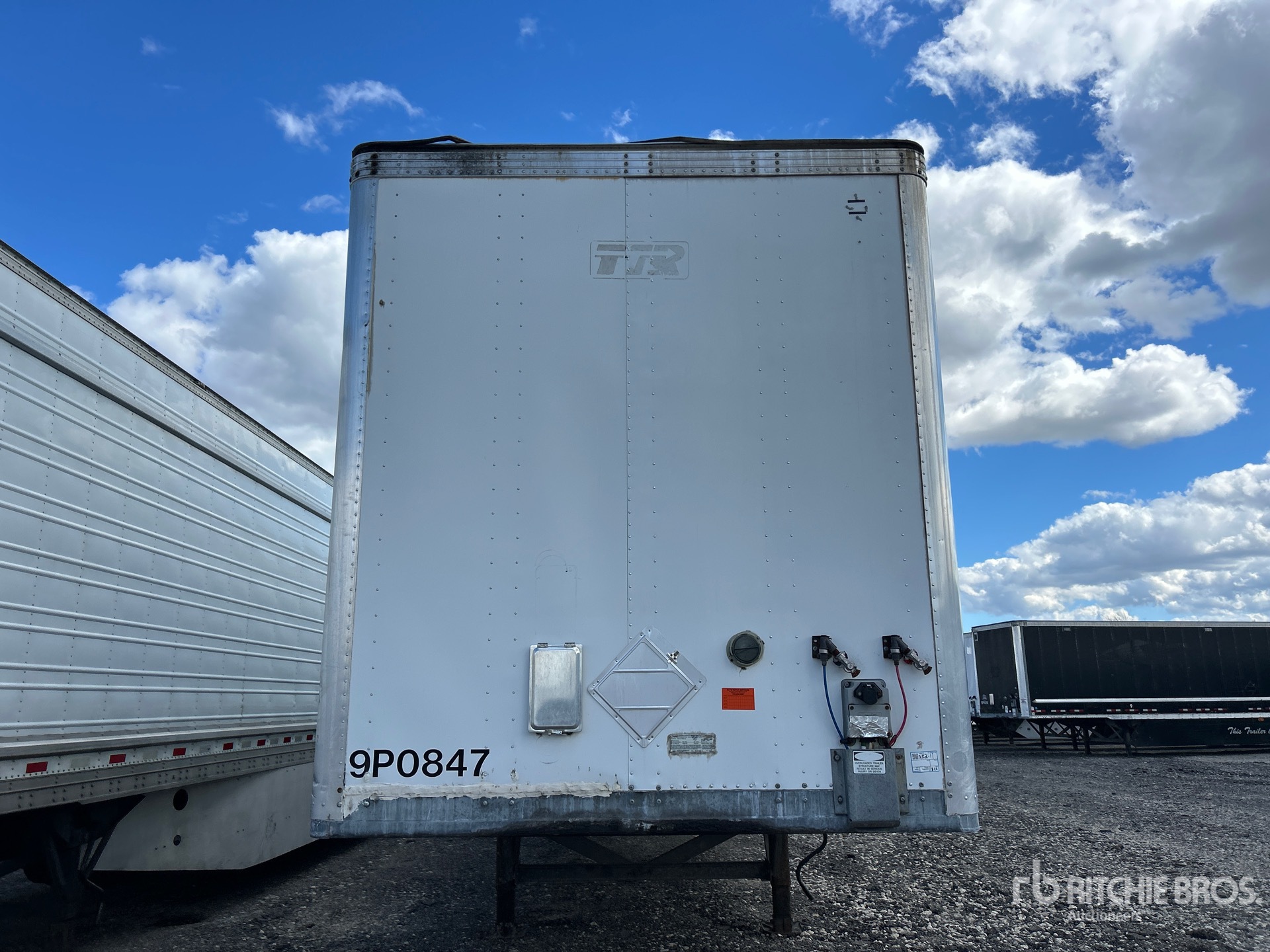 2015 Vanguard 53 FT X 102 IN T/A