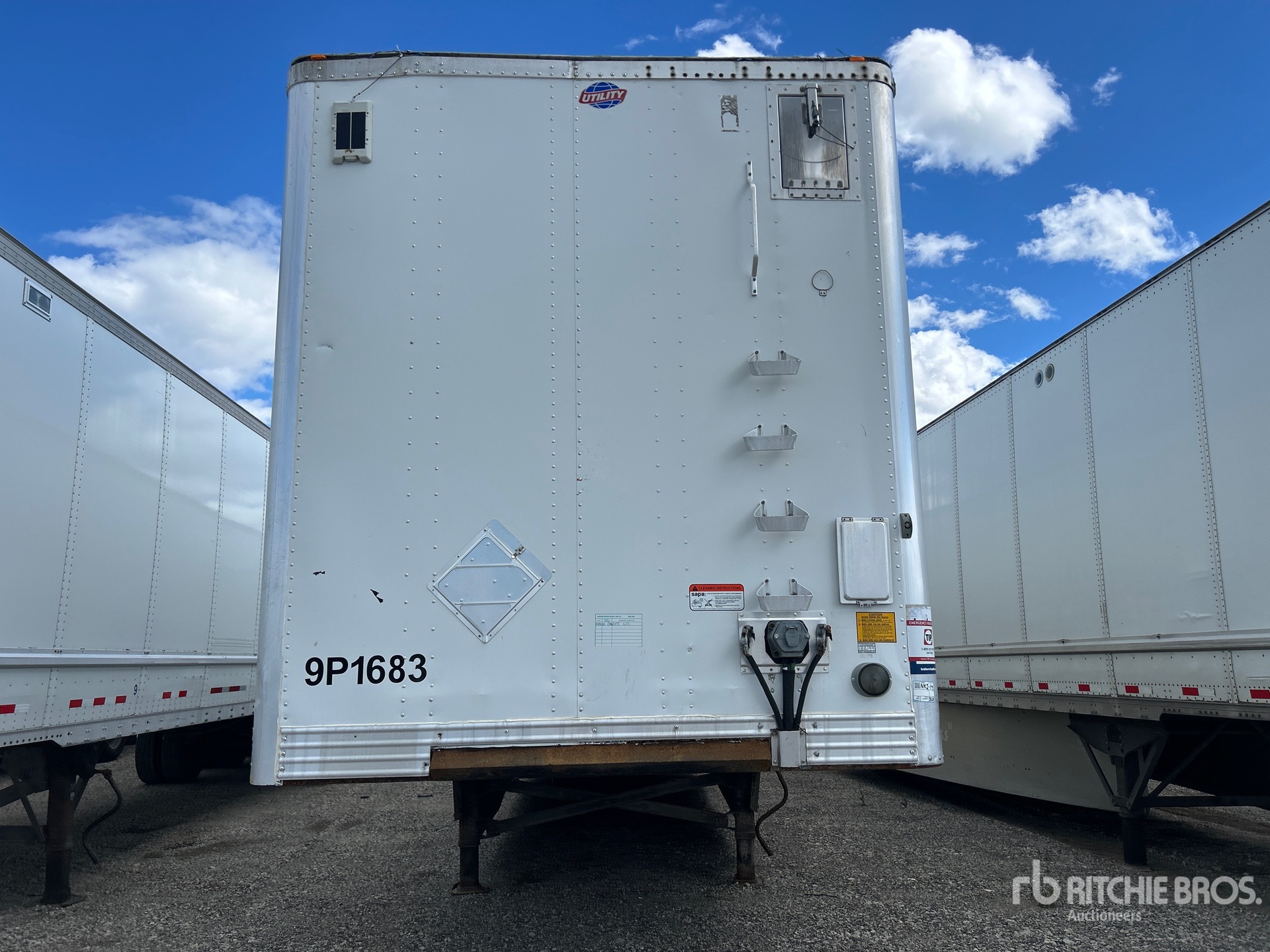 2014 Utility 53 ft x 102 in T/A