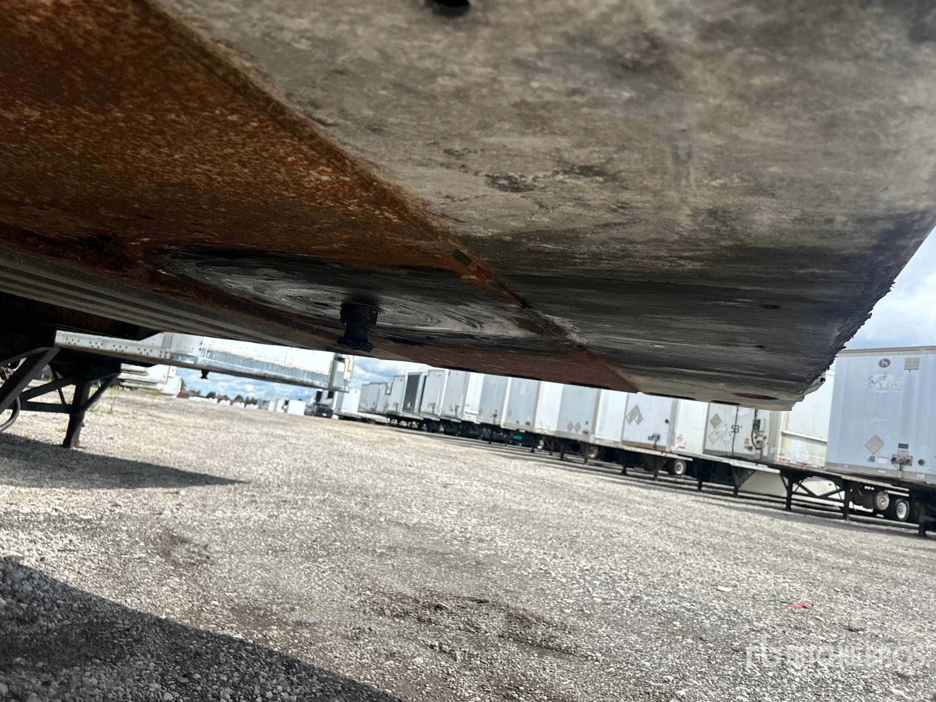 2014 Vanguard 53 FT X 102 IN T/A