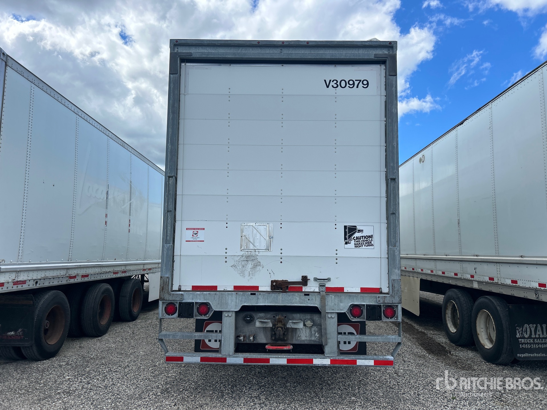 2015 Vanguard 53 FT X 102 IN T/A