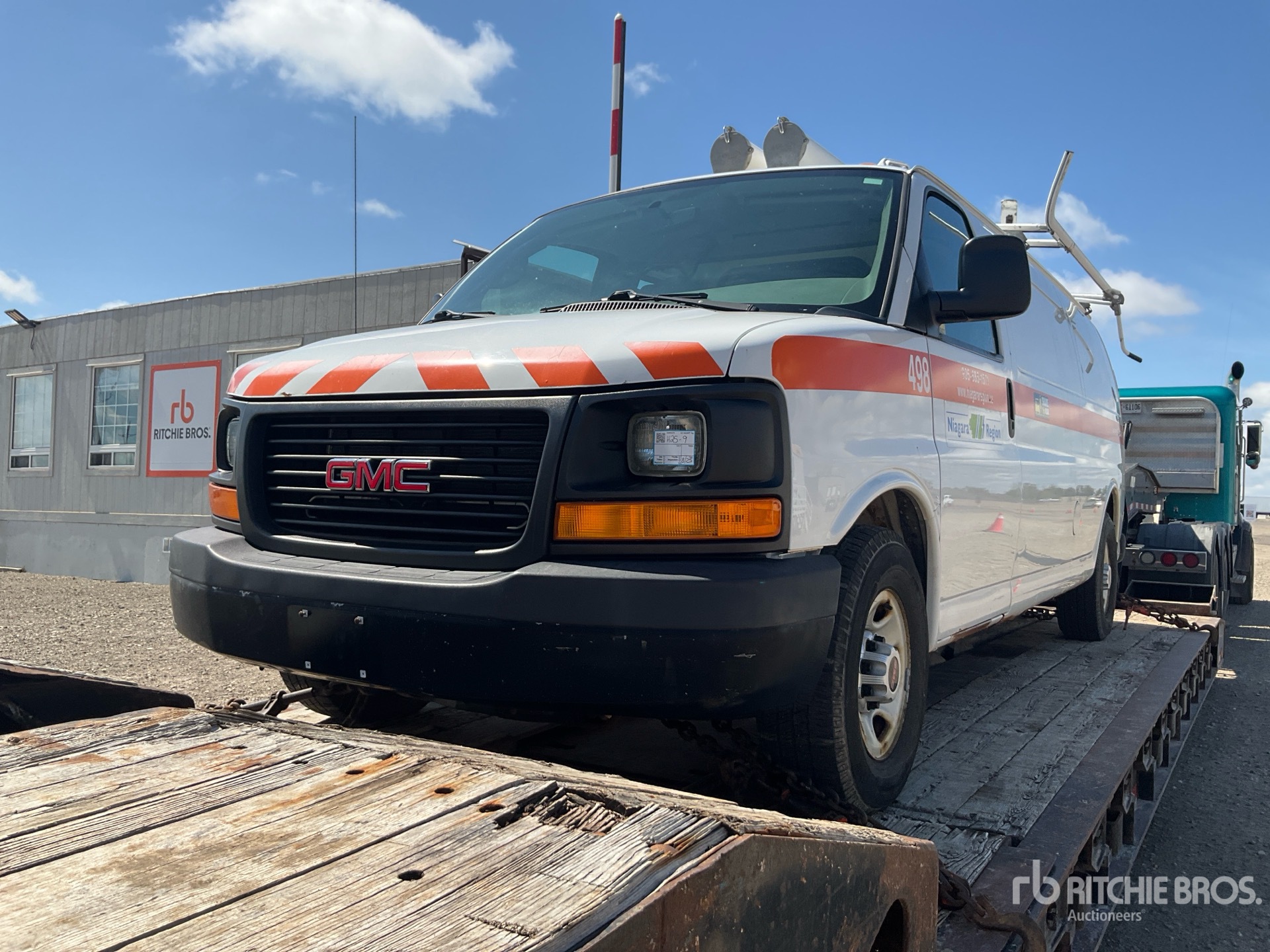 2015 GMC SAVANA 2500