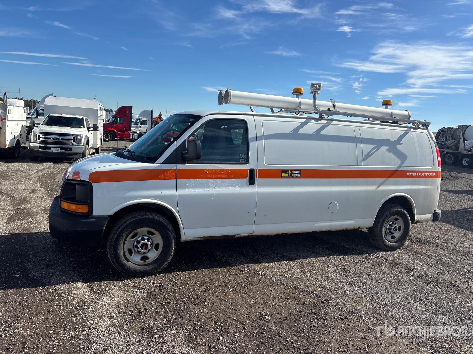 Photo of 2015 GMC SAVANA 2500
