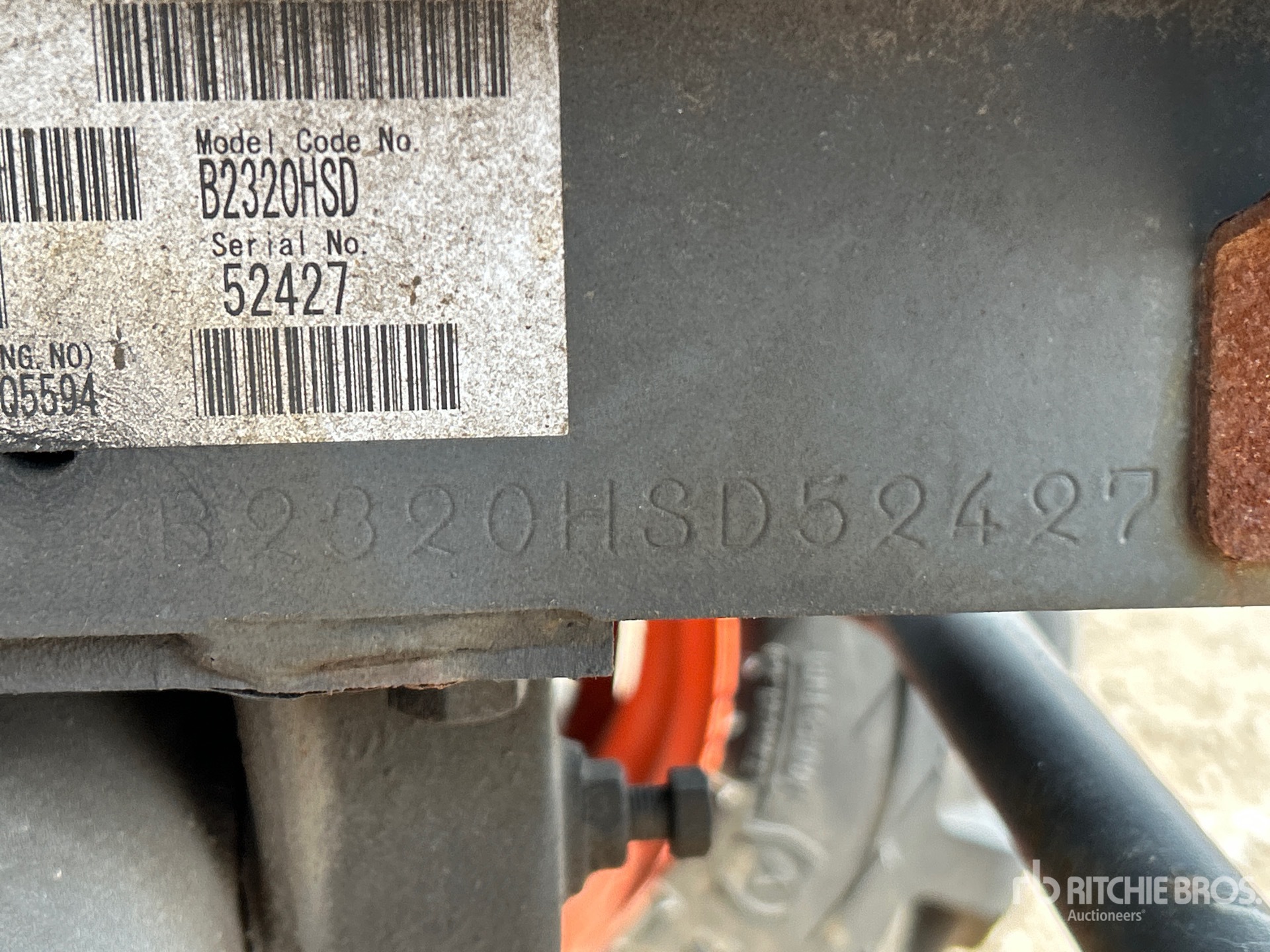 Kubota B2320HSD