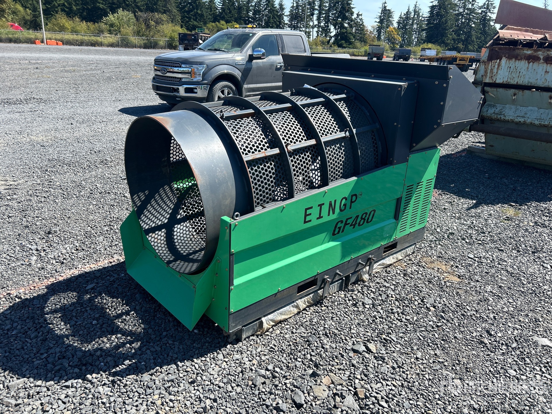 General Appearance with Picture, Left Rear Corner