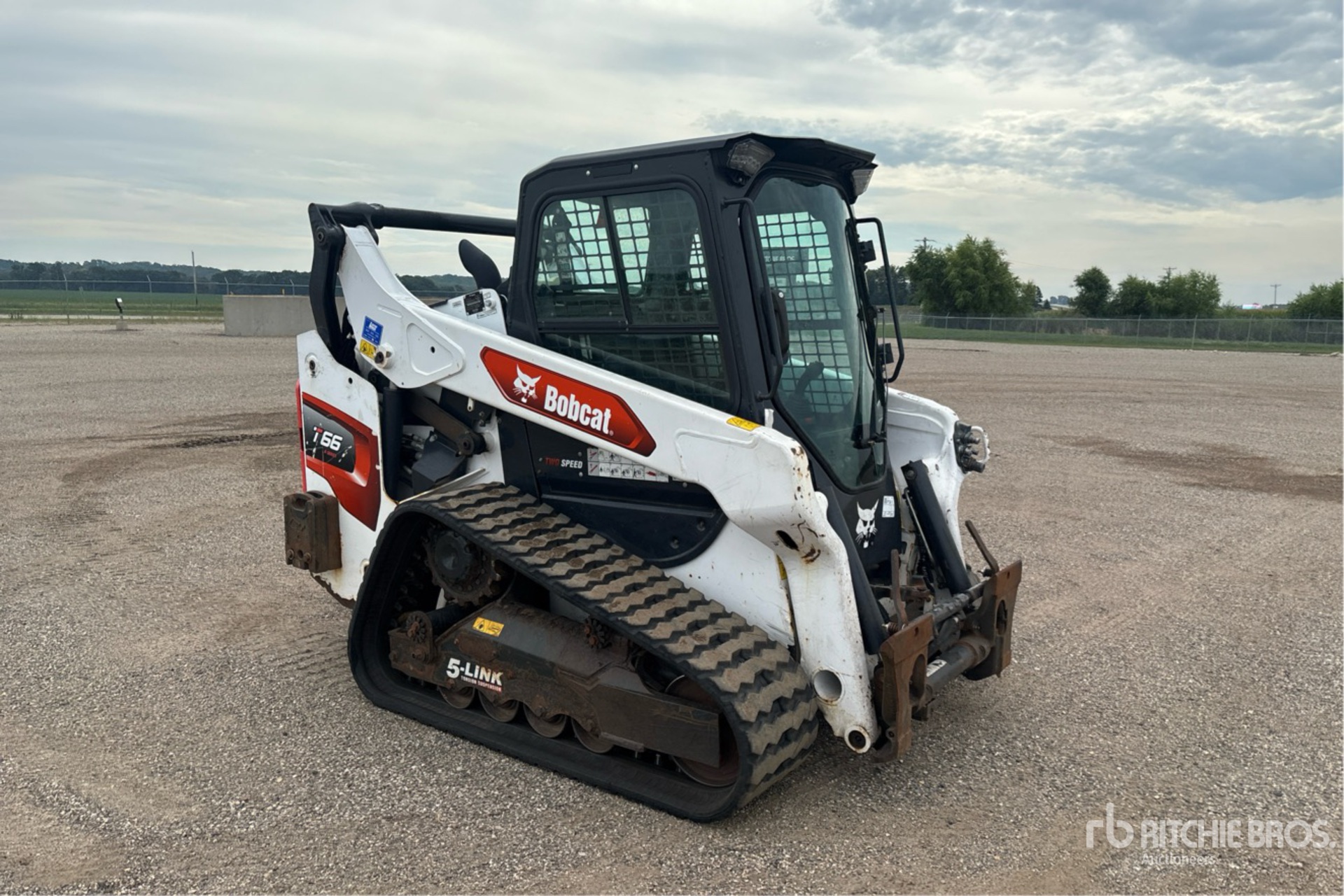 2020 Bobcat T66