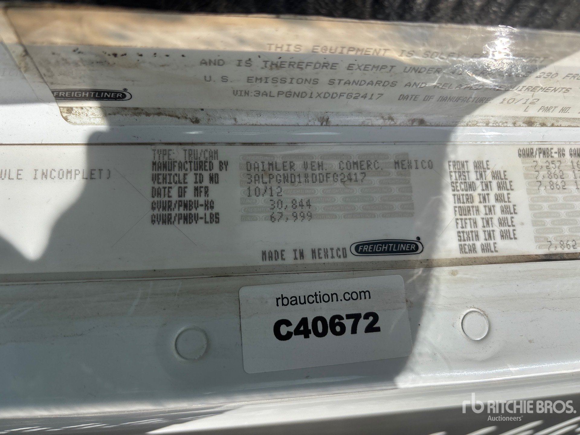 2013 Freightliner Coronado 122