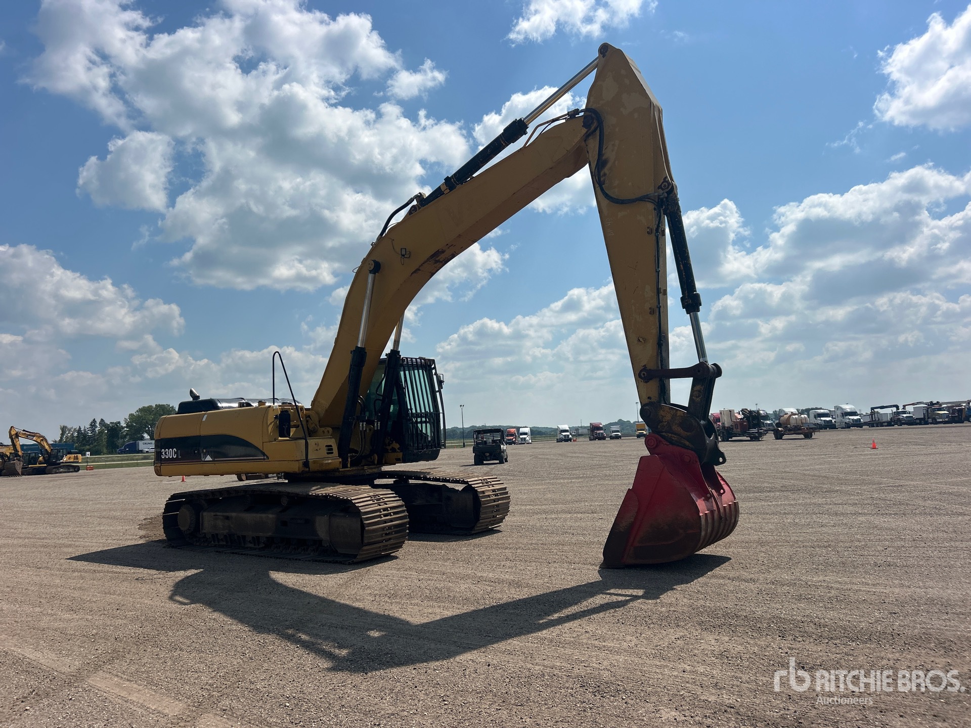 2003 Caterpillar 330C L