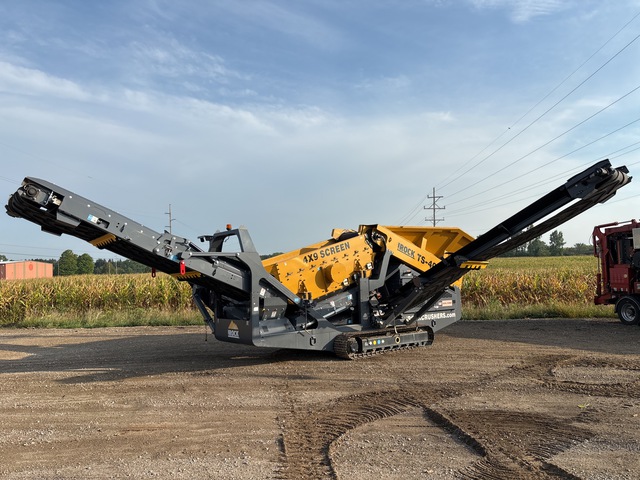 2024 Irock TS-409 Tracked Screen Plant