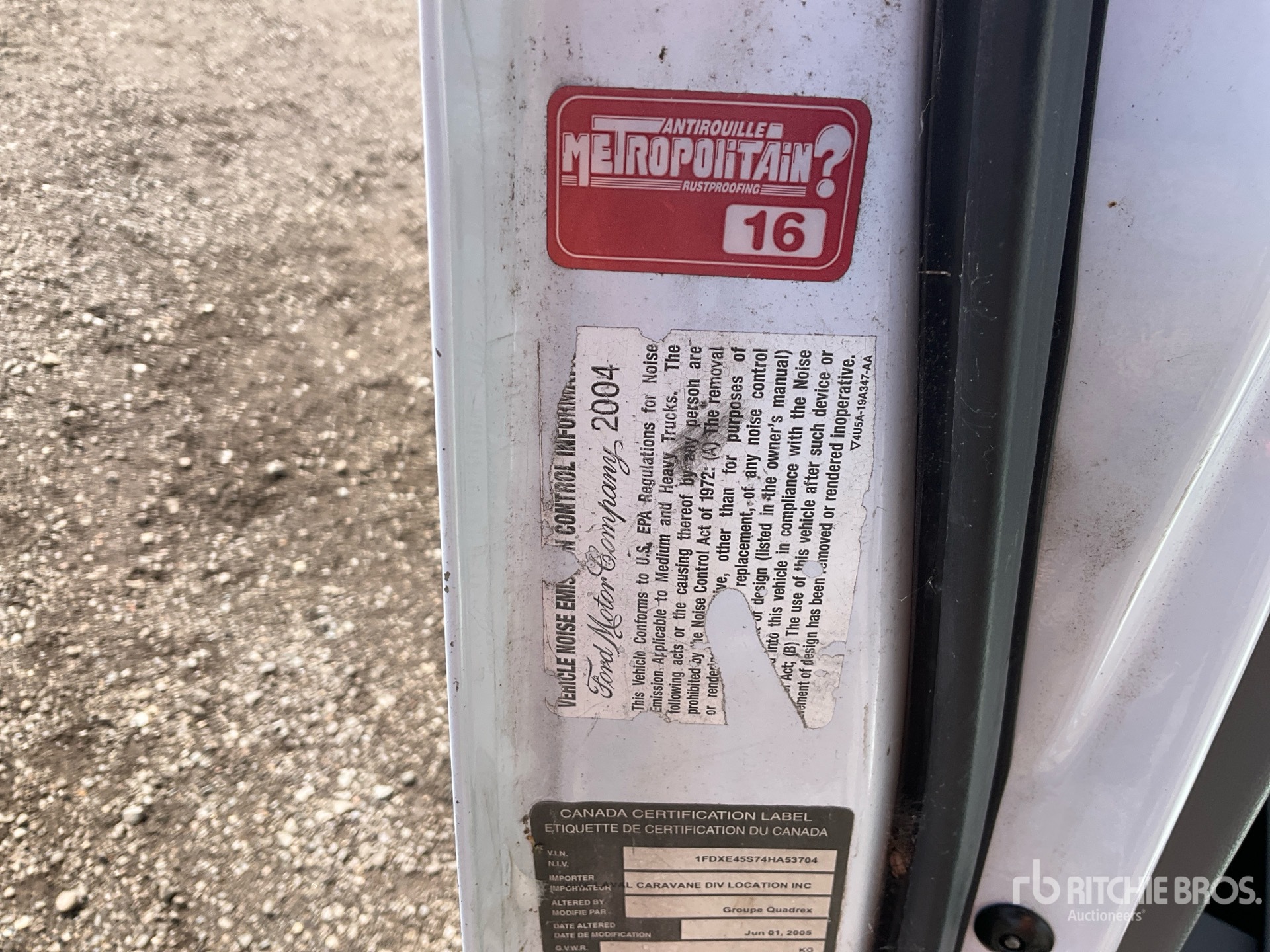 2004 Ford E-450 ECONOLINE