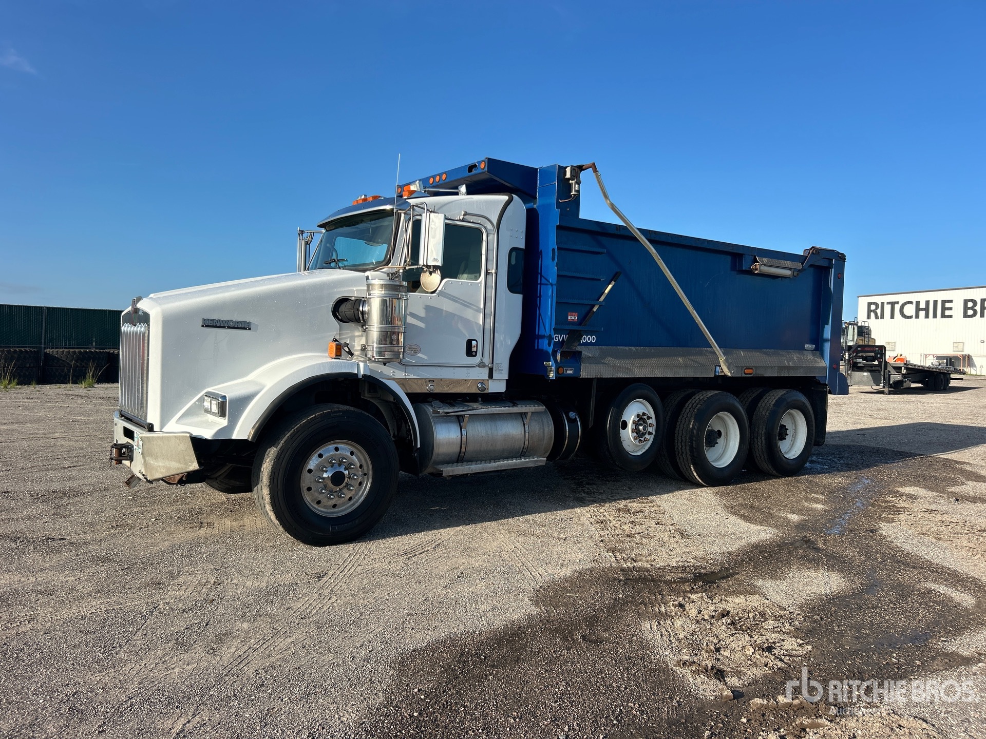 Photo of 2020 Kenworth T800