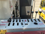 4 Configuration with Hydraulic Controls
