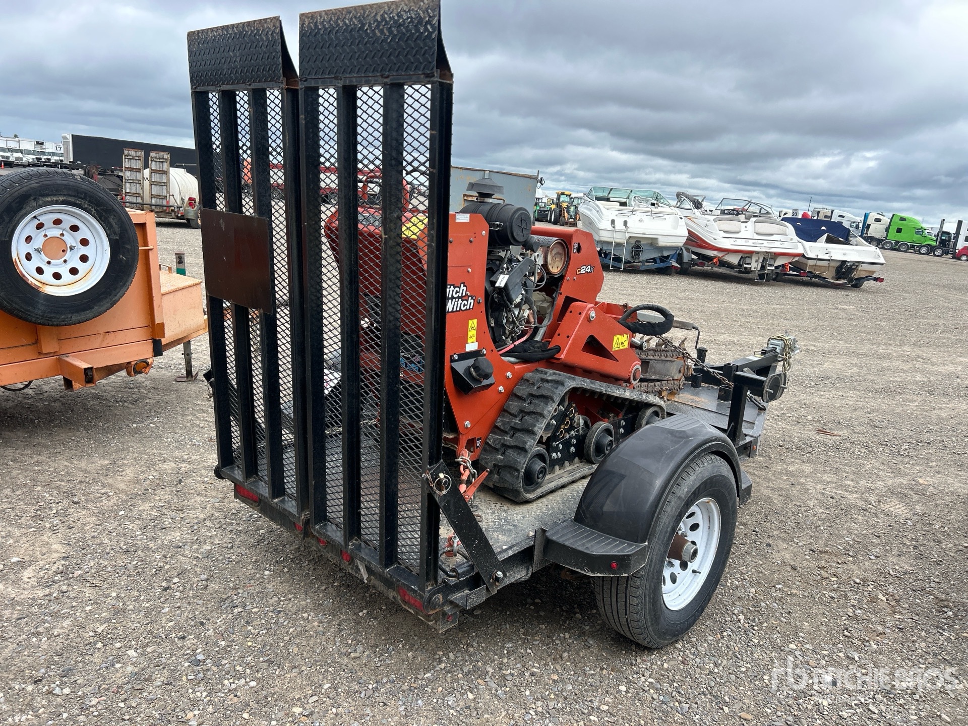 General Appearance with Picture, Right Rear Corner