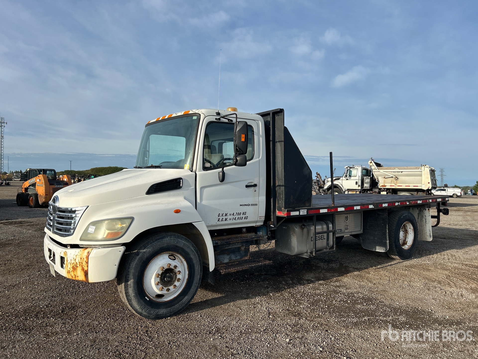 2007 Hino 338