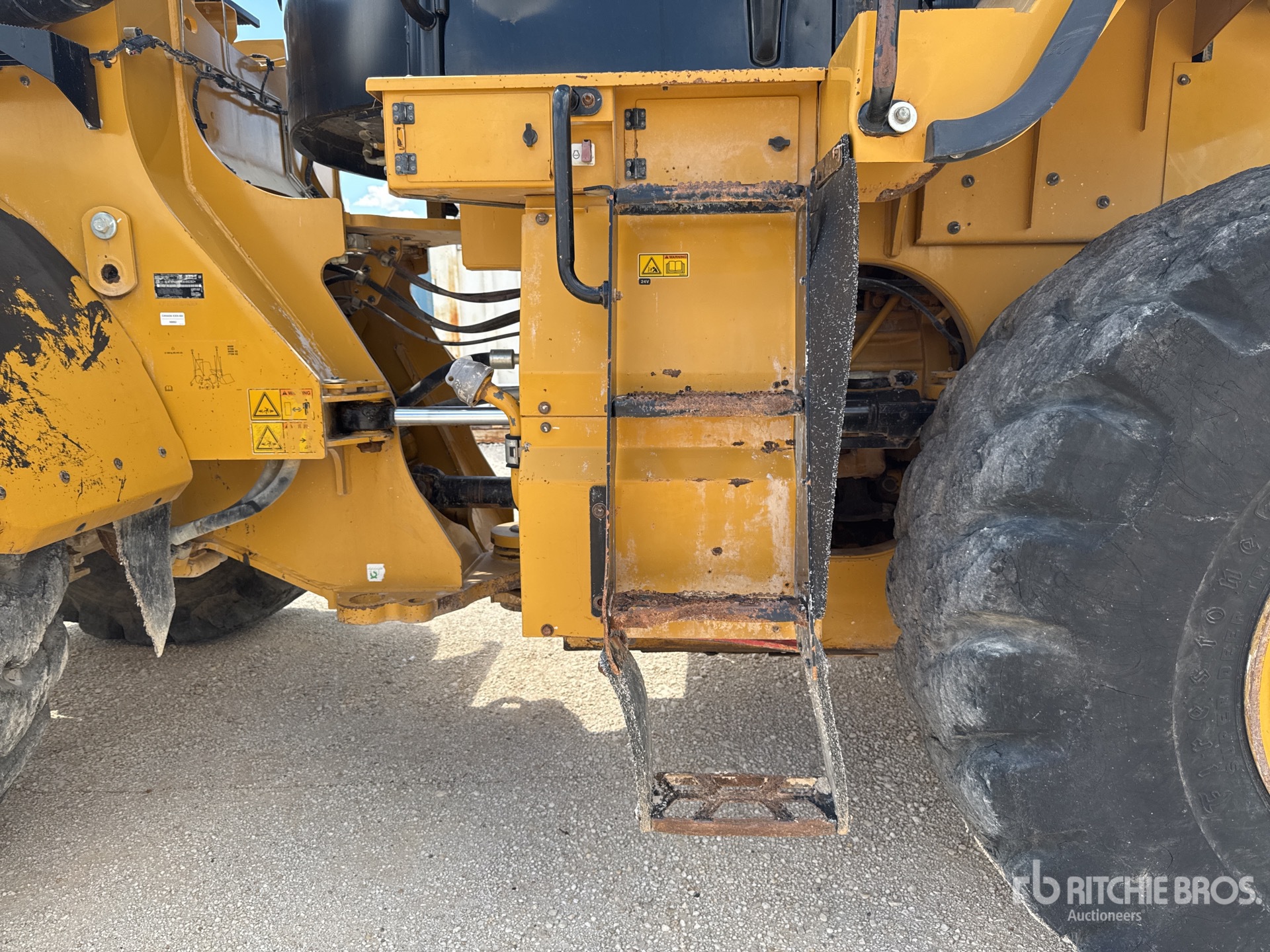 2016 Caterpillar 966M