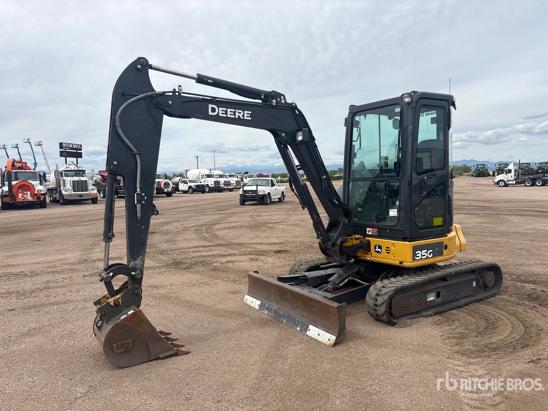 Photo of 2020 John Deere 35G