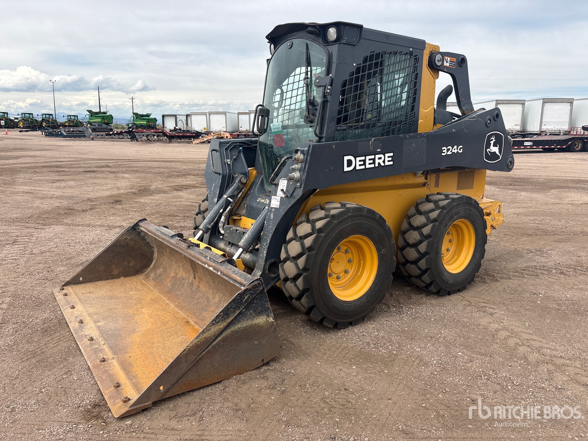Photo of 2021 John Deere 324G