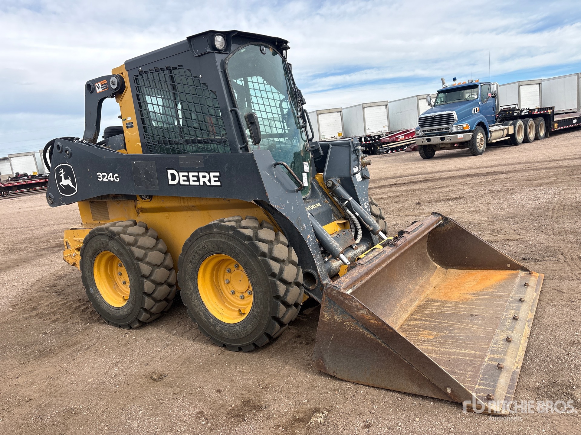 2021 John Deere 324G