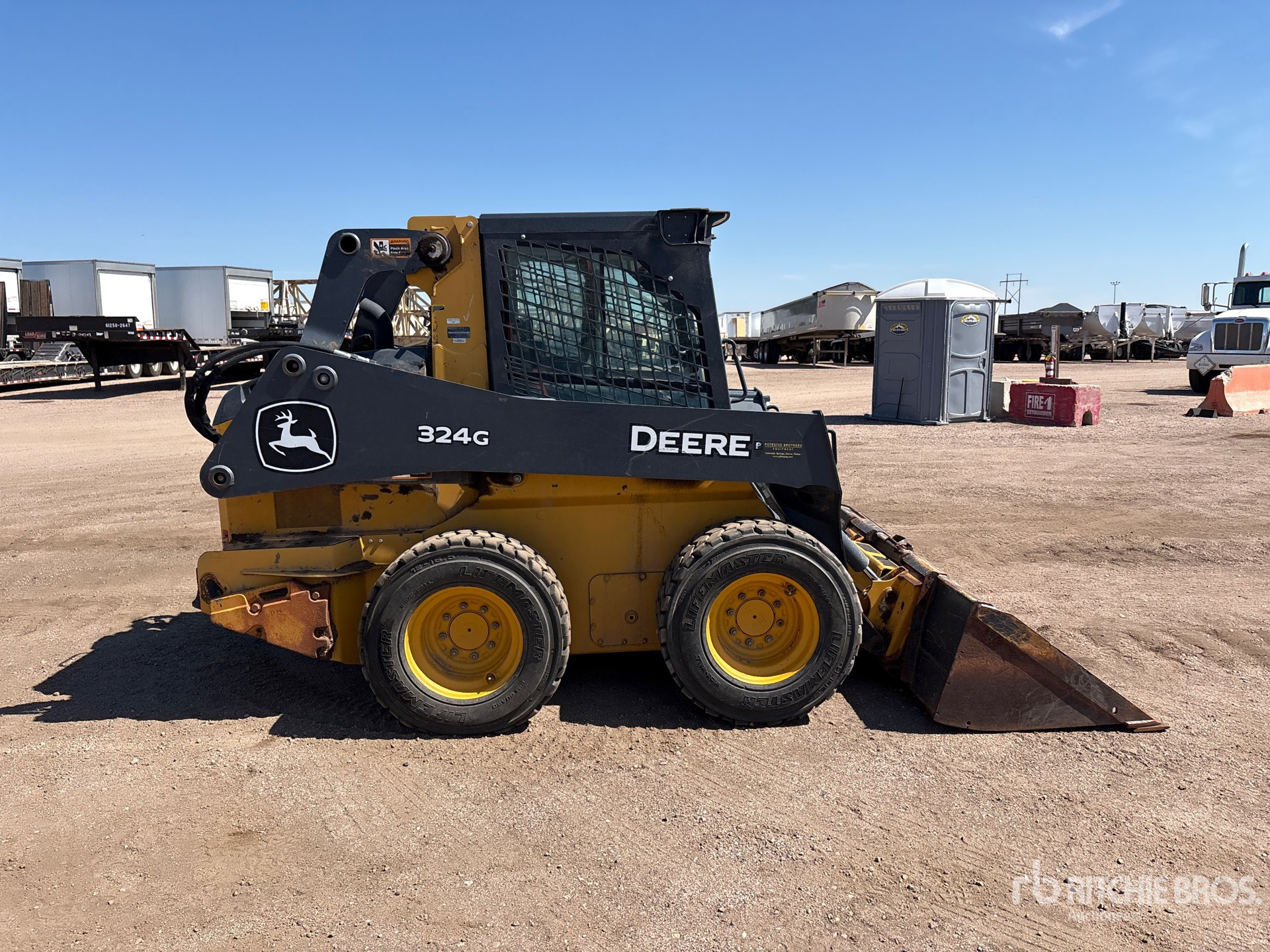 2020 John Deere 324GX