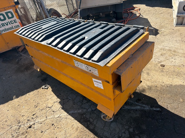 1 cyd Front End Loader 1 yard Front End Load Container Waste Container