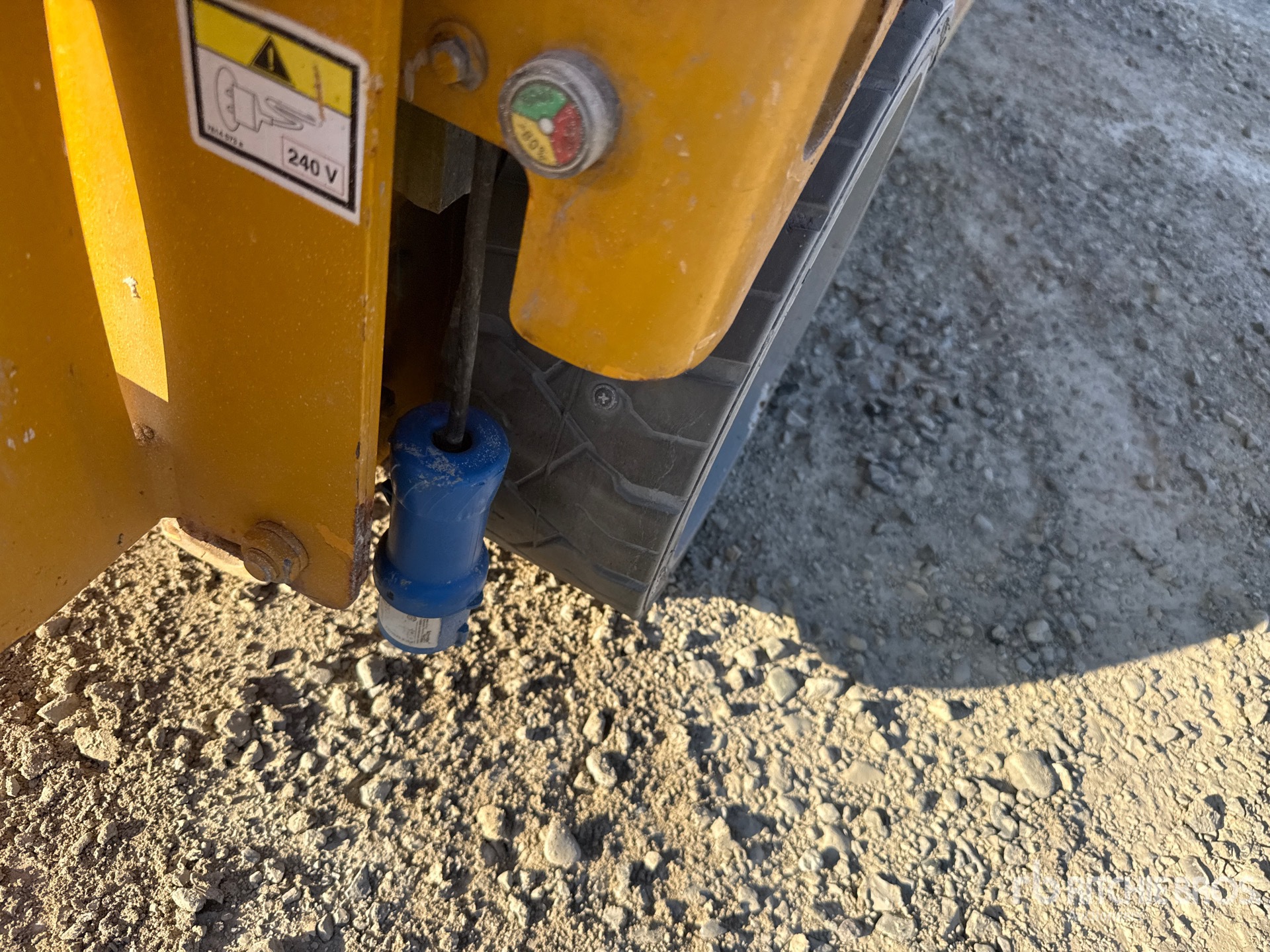 2007 Haulotte COMPACT 10N