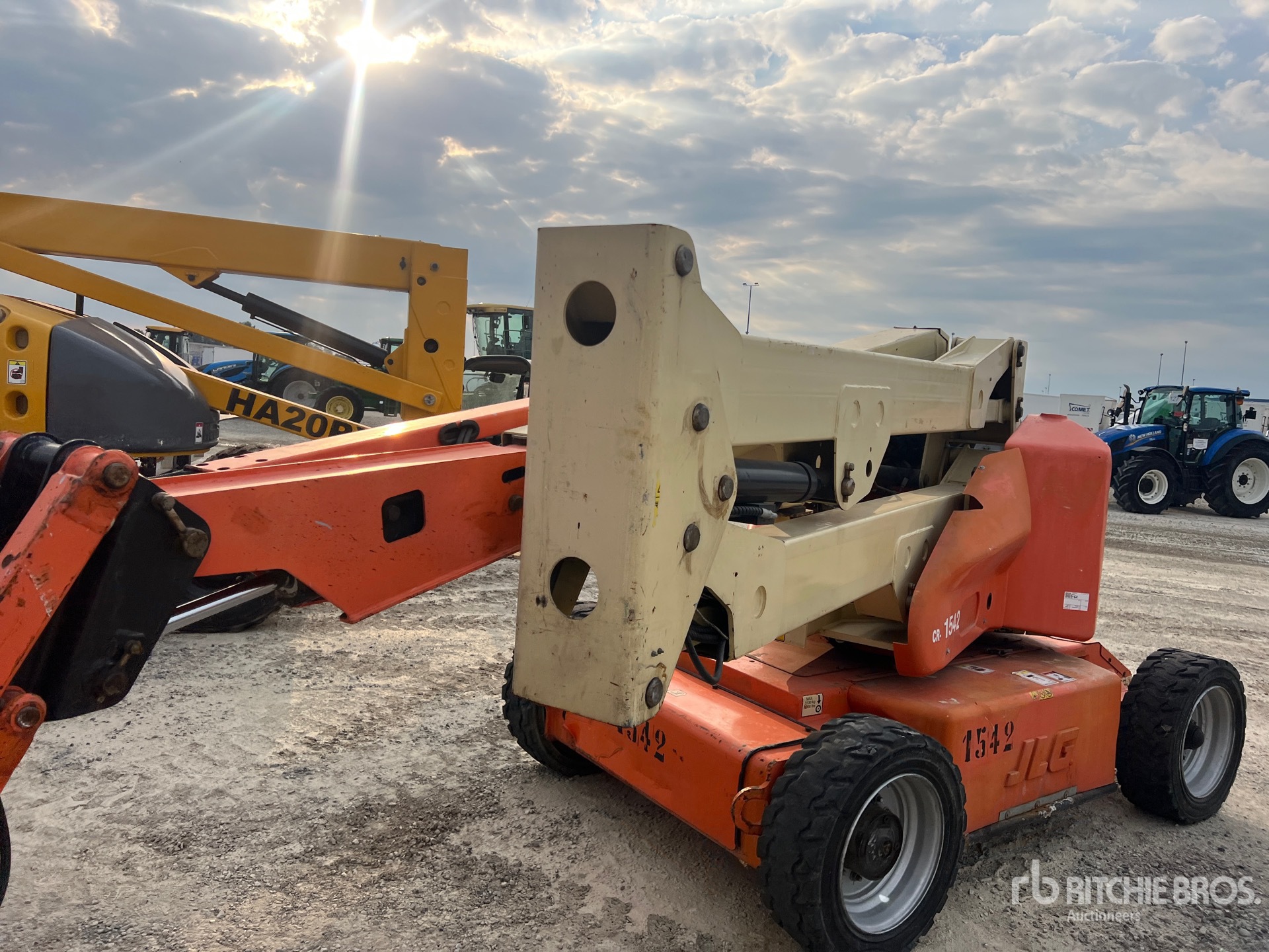 2008 JLG E450AJ