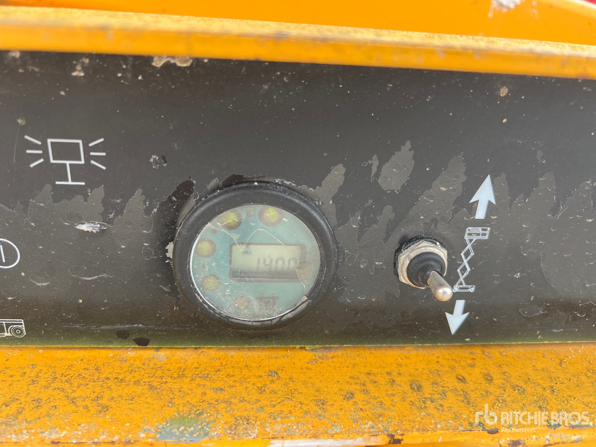 2006 Haulotte COMPACT 10