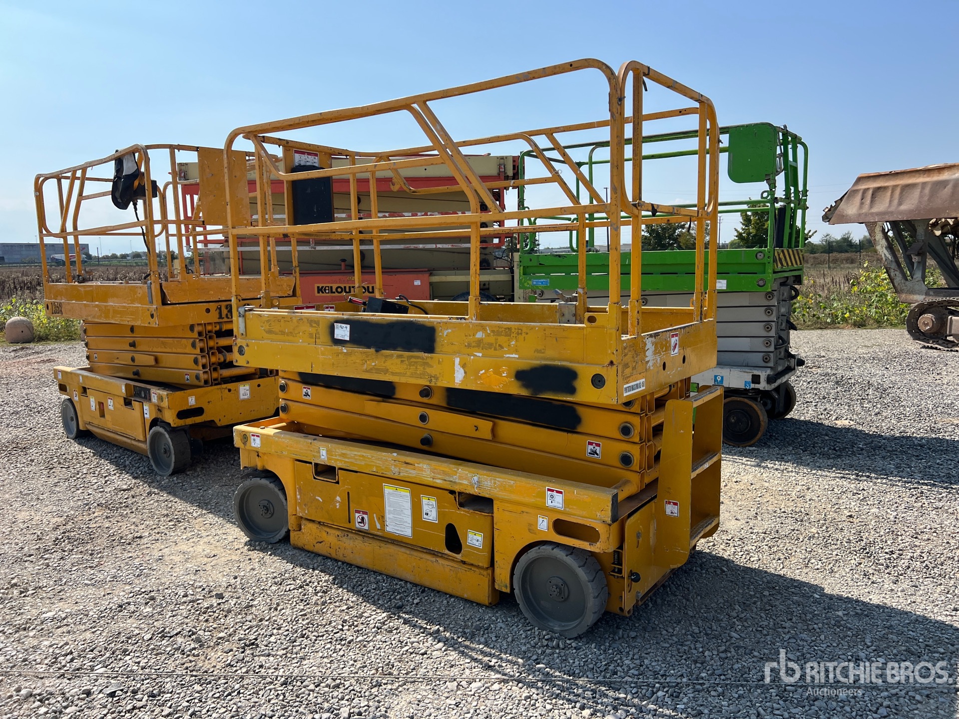 Photo of 2006 Haulotte COMPACT 10