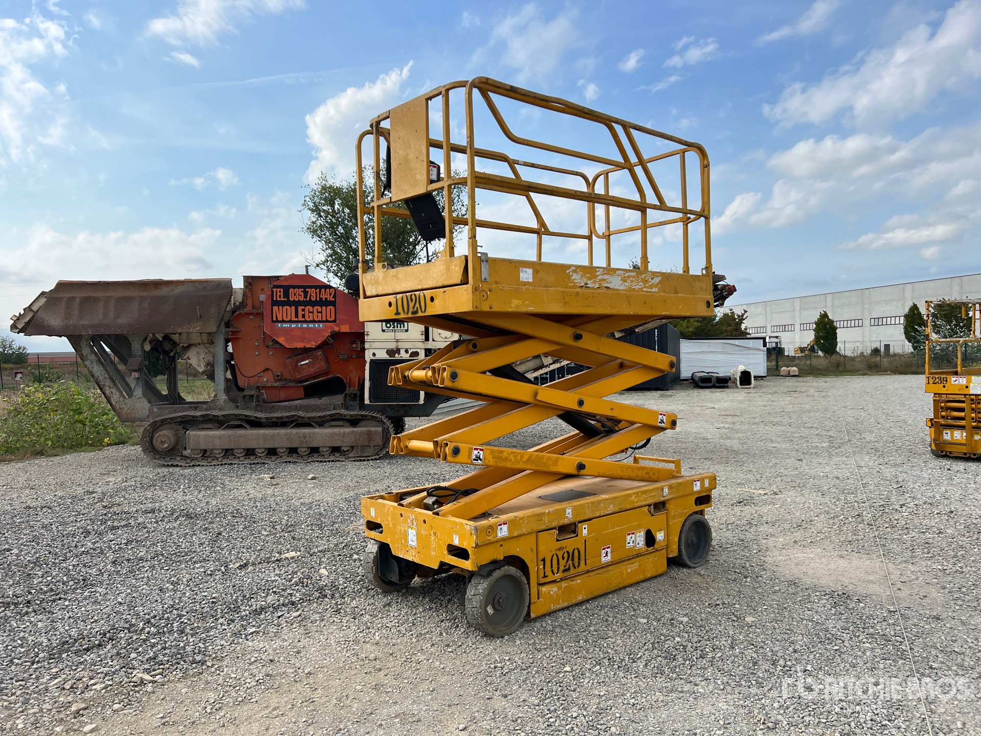 2006 Haulotte COMPACT 8W