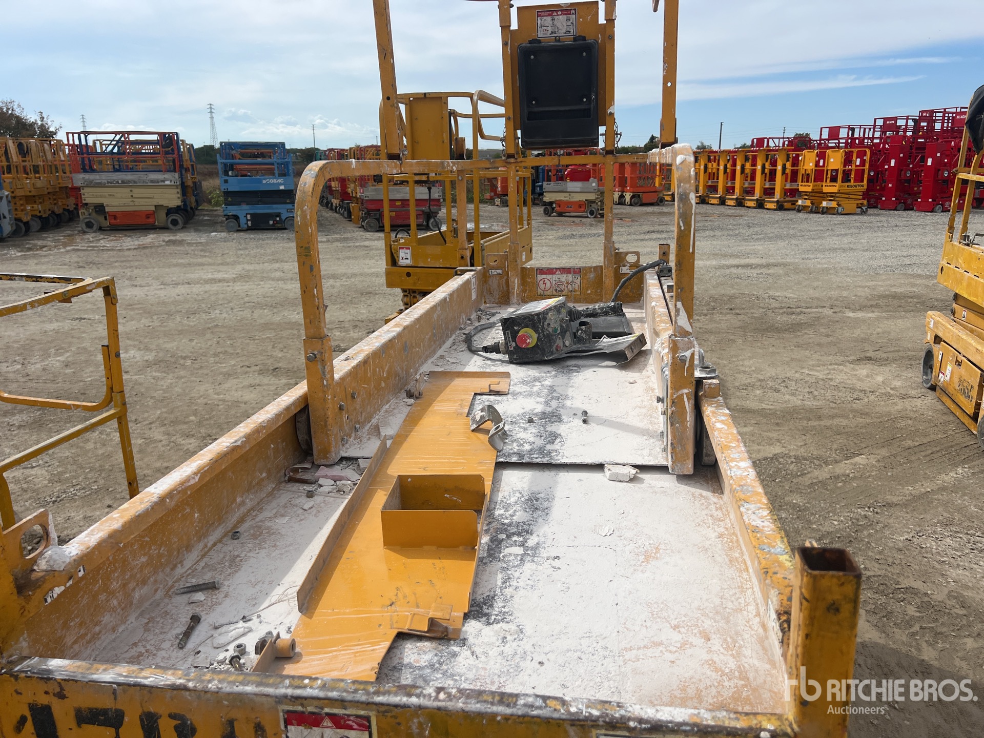 2007 Haulotte COMPACT 10N