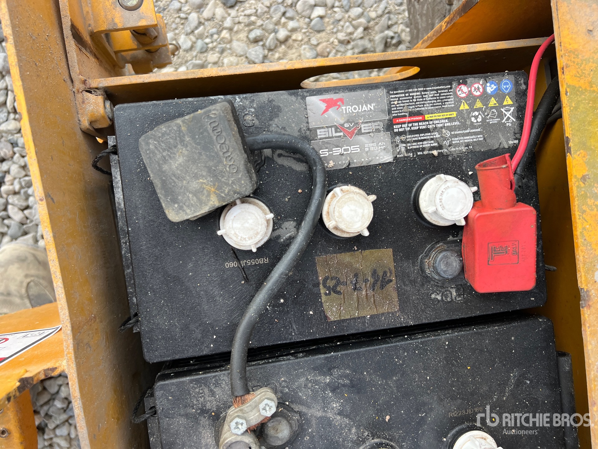 2006 Haulotte COMPACT 10