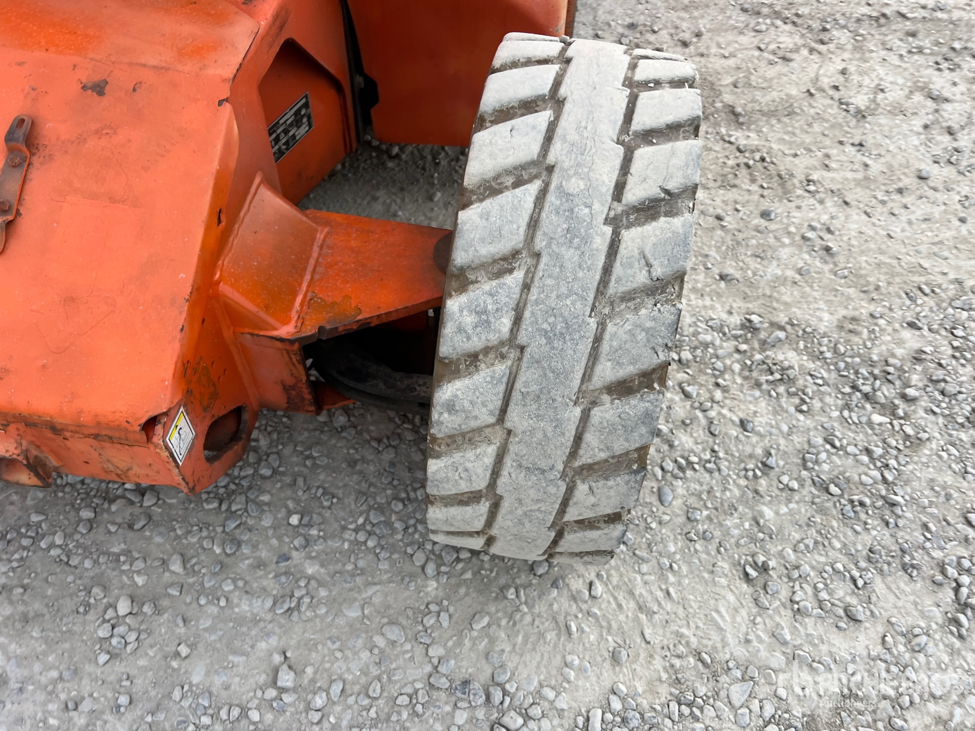 2008 JLG E450AJ