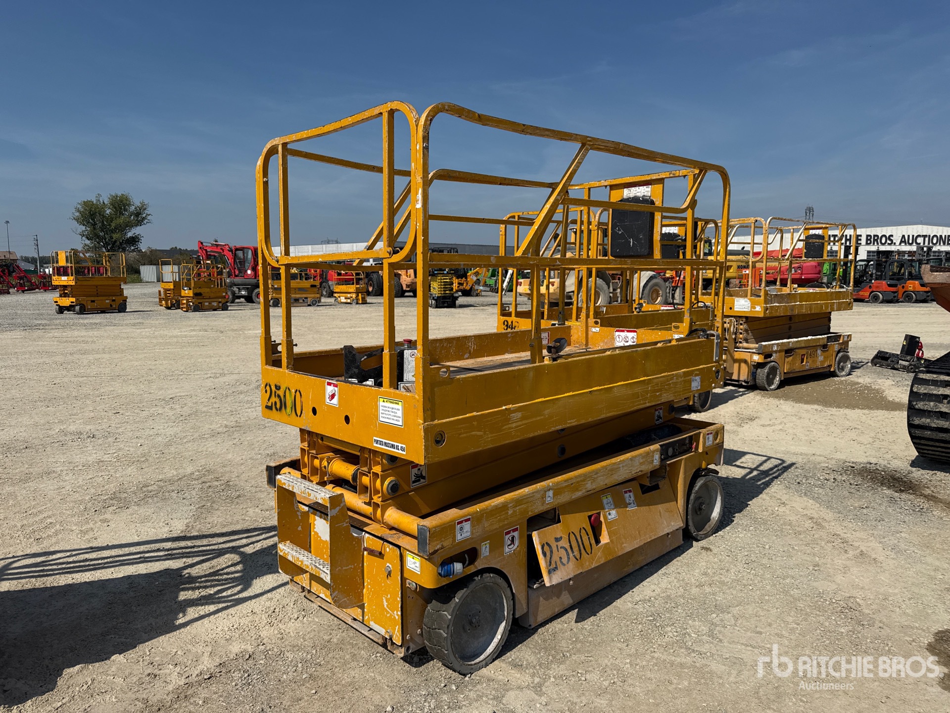 2009 Haulotte COMPACT 8W