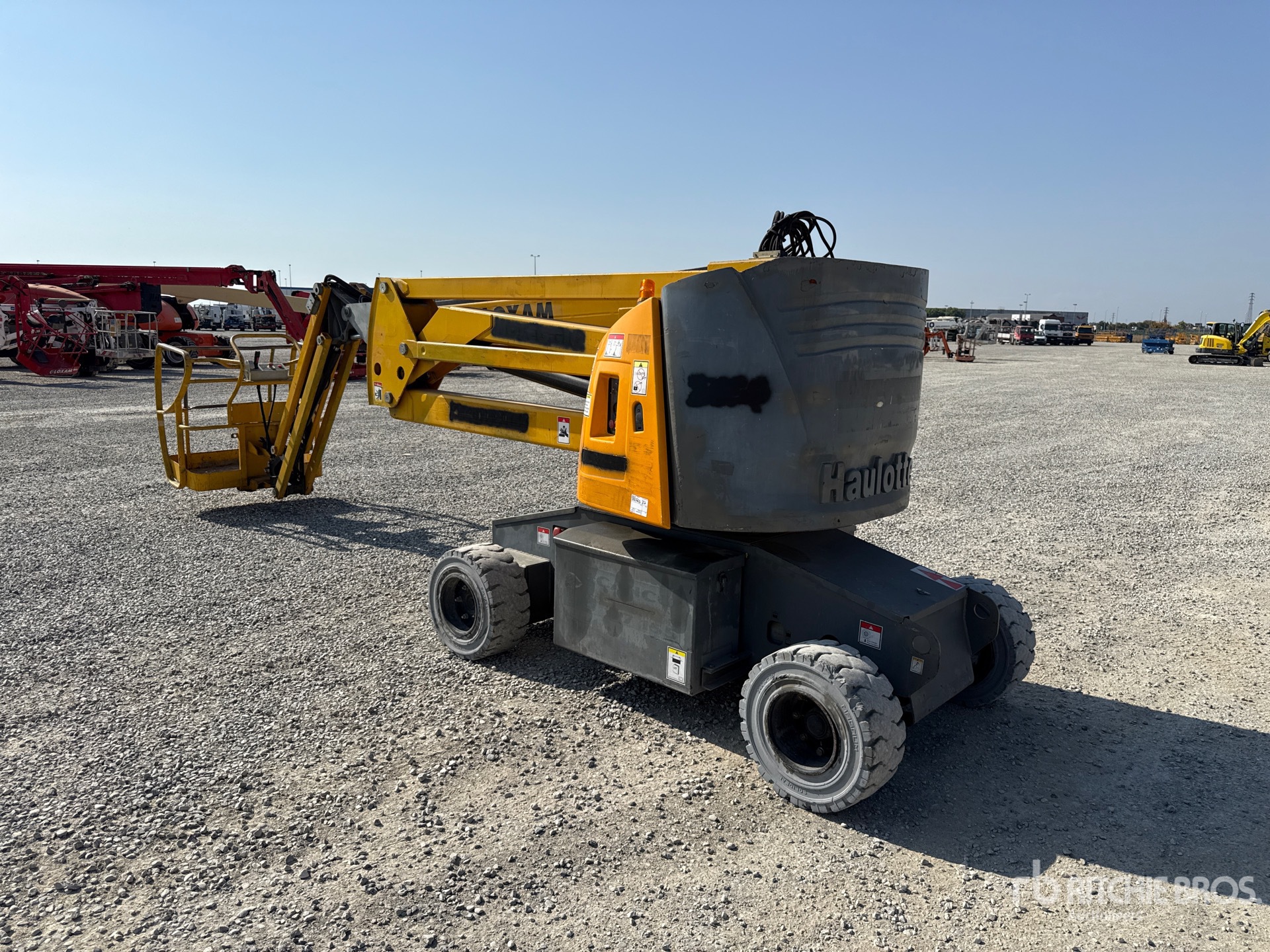 2009 Haulotte HA15IP