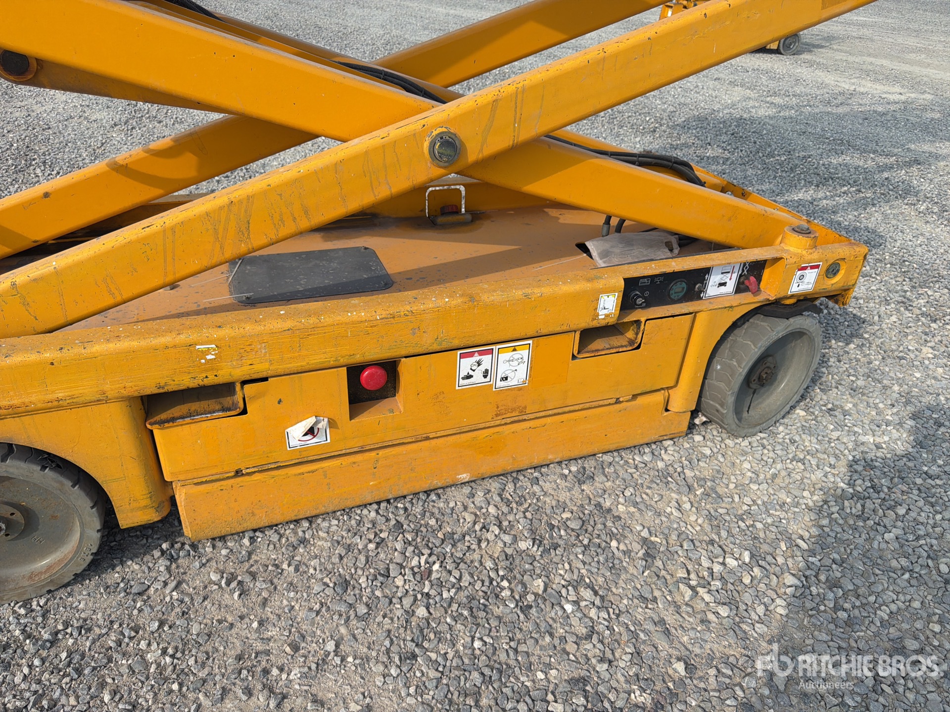 2007 Haulotte COMPACT 10N