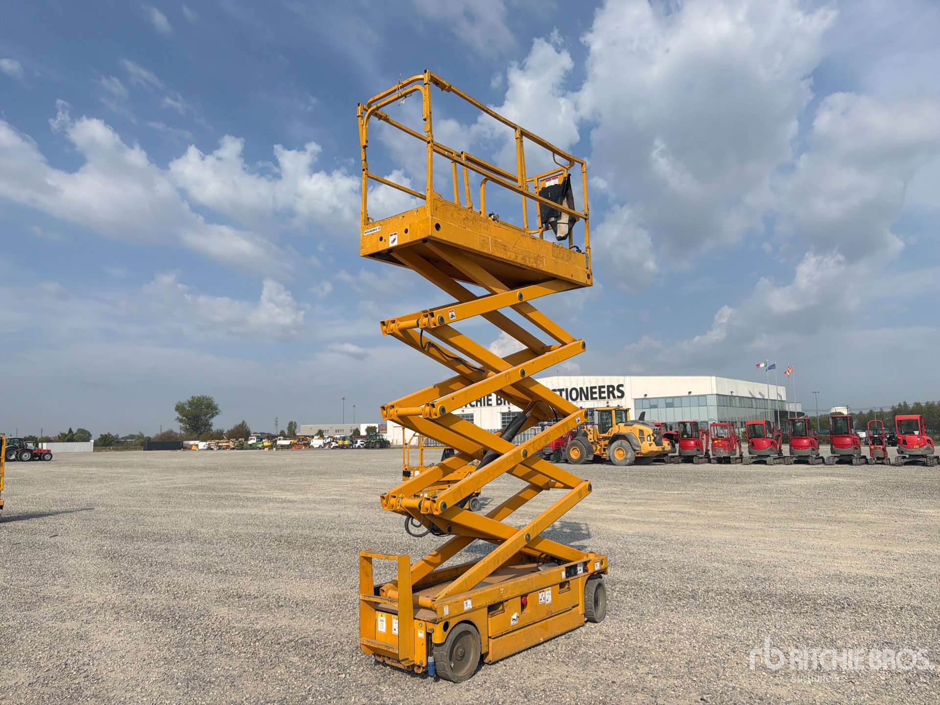 Photo of 2007 Haulotte COMPACT 10N