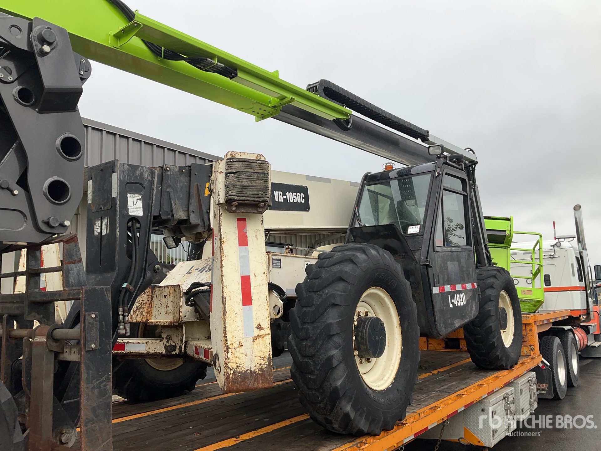 Photo of 2005 Ingersoll Rand VR1056C
