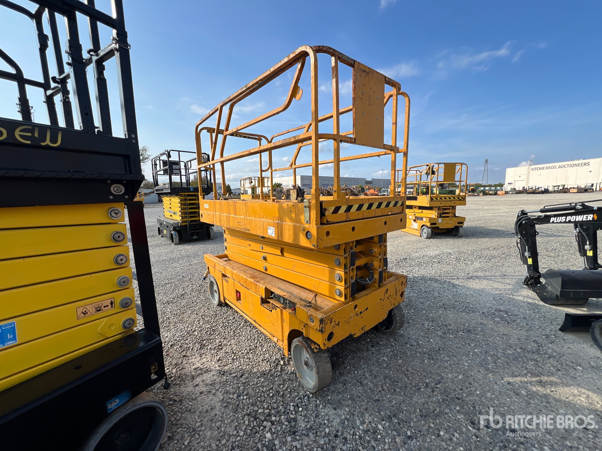 2014 Haulotte COMPACT12