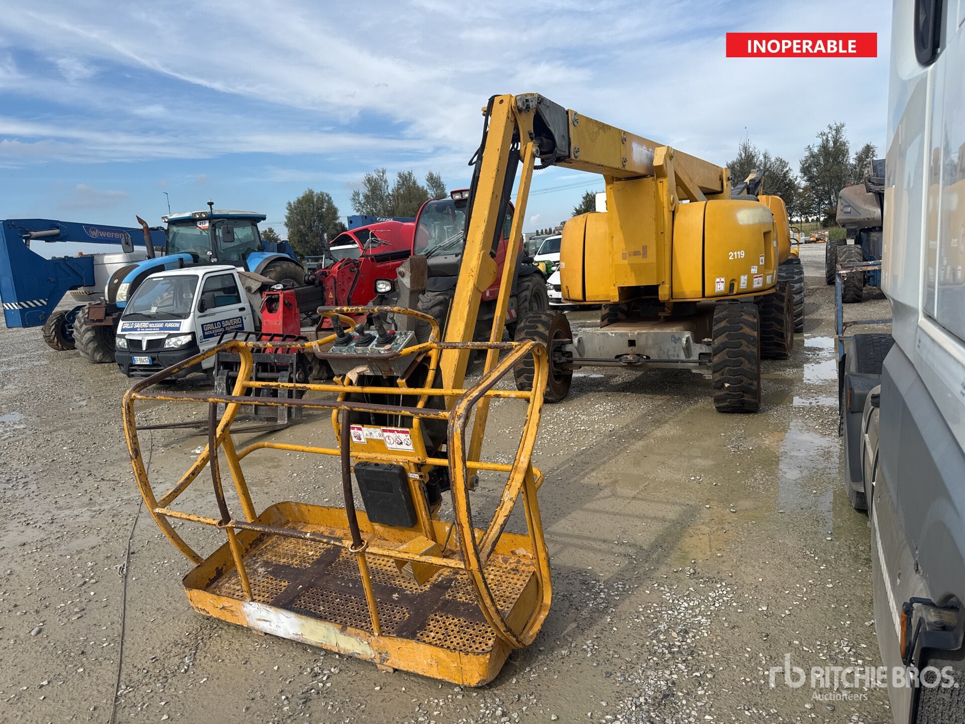 Photo of 2008 Haulotte HA20 PX